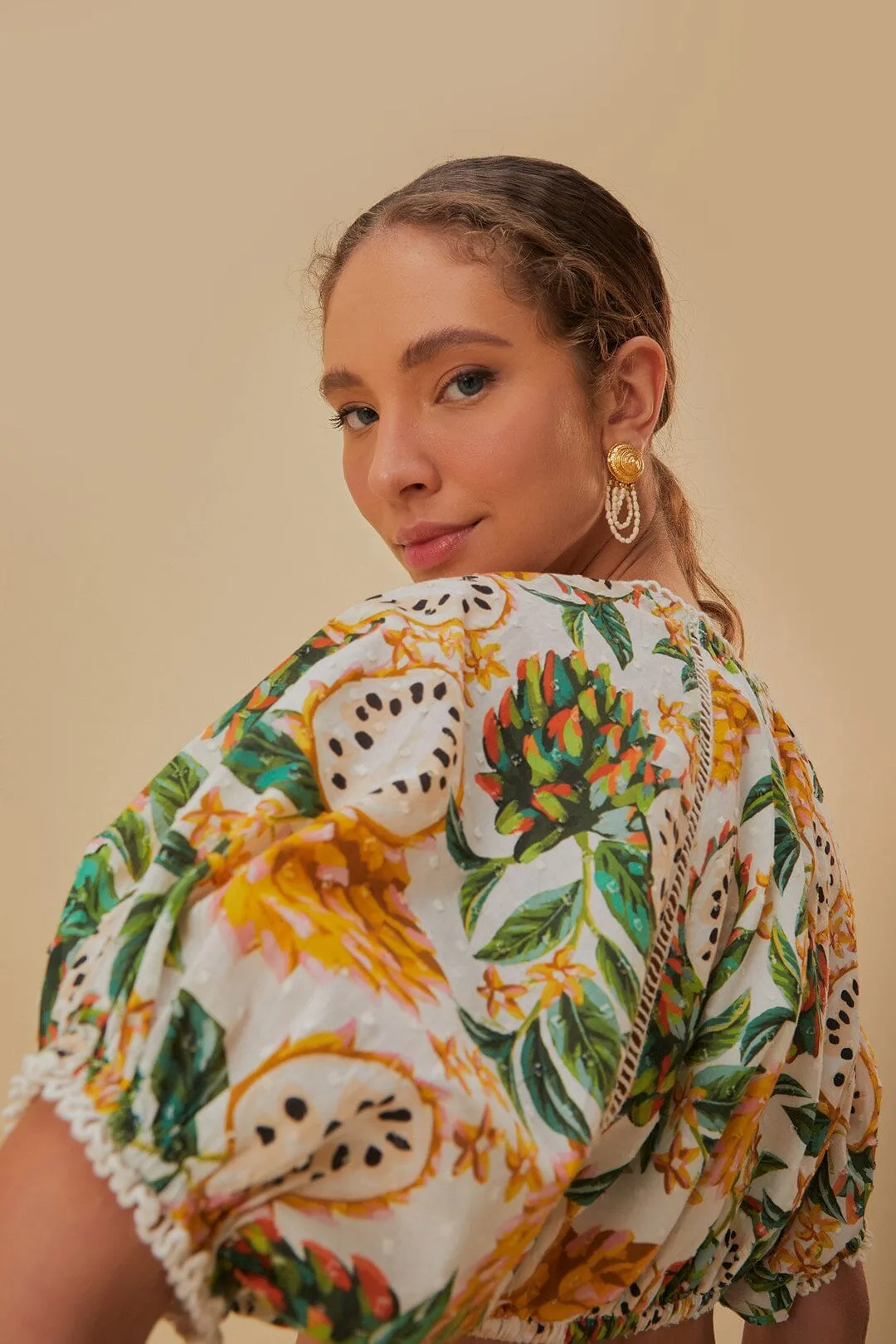 Professional Fit Breathable mesh lining Off-White Biriba Cropped