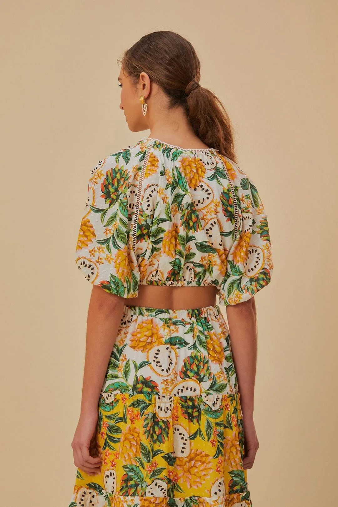 Comfort Fit Off-White Biriba Cropped