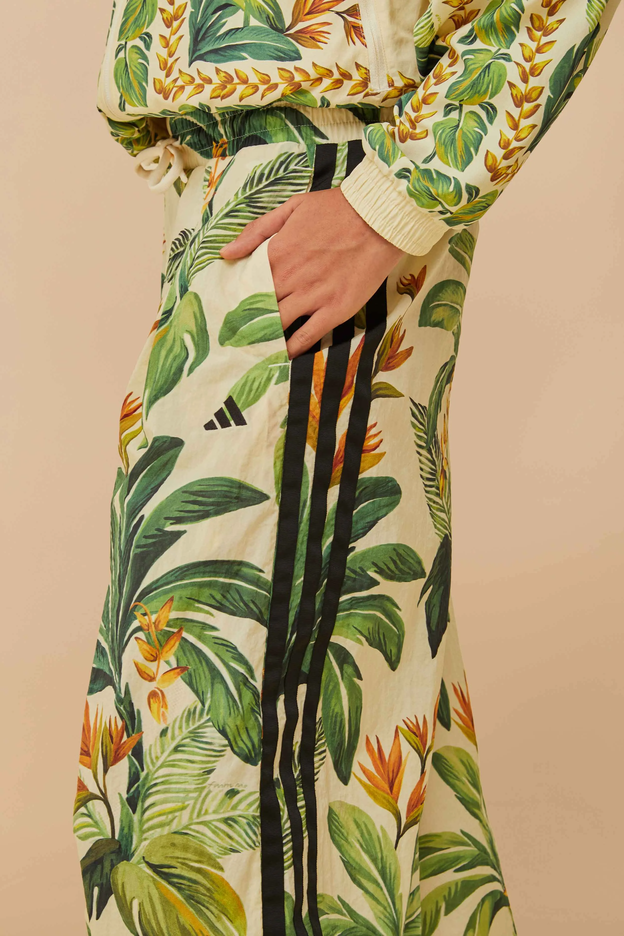 Trendy Look Sport Comfort Adidas Tropical Breeze Cream White Pants