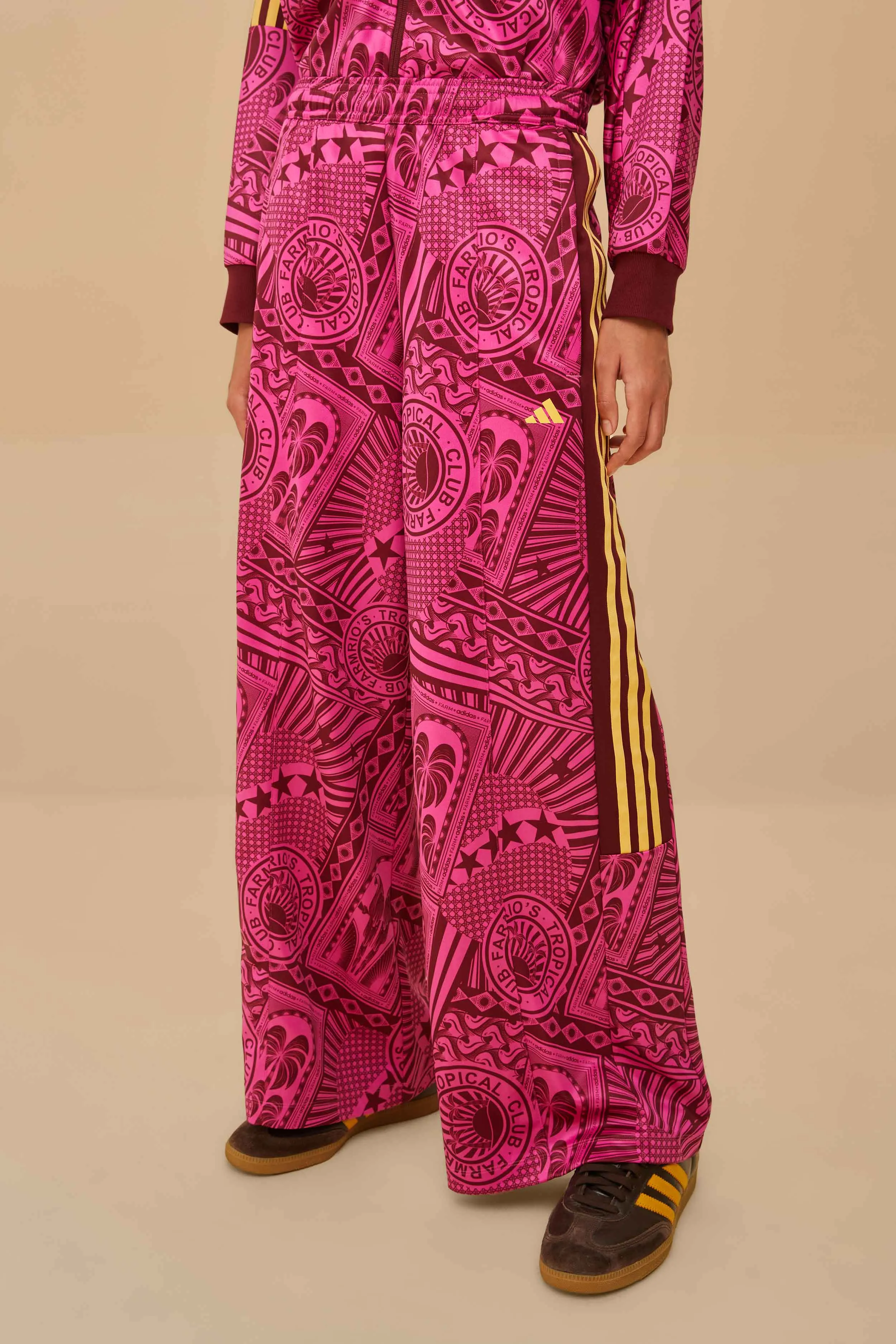 Lightweight Layer Adidas Tropical Club Pink Pants