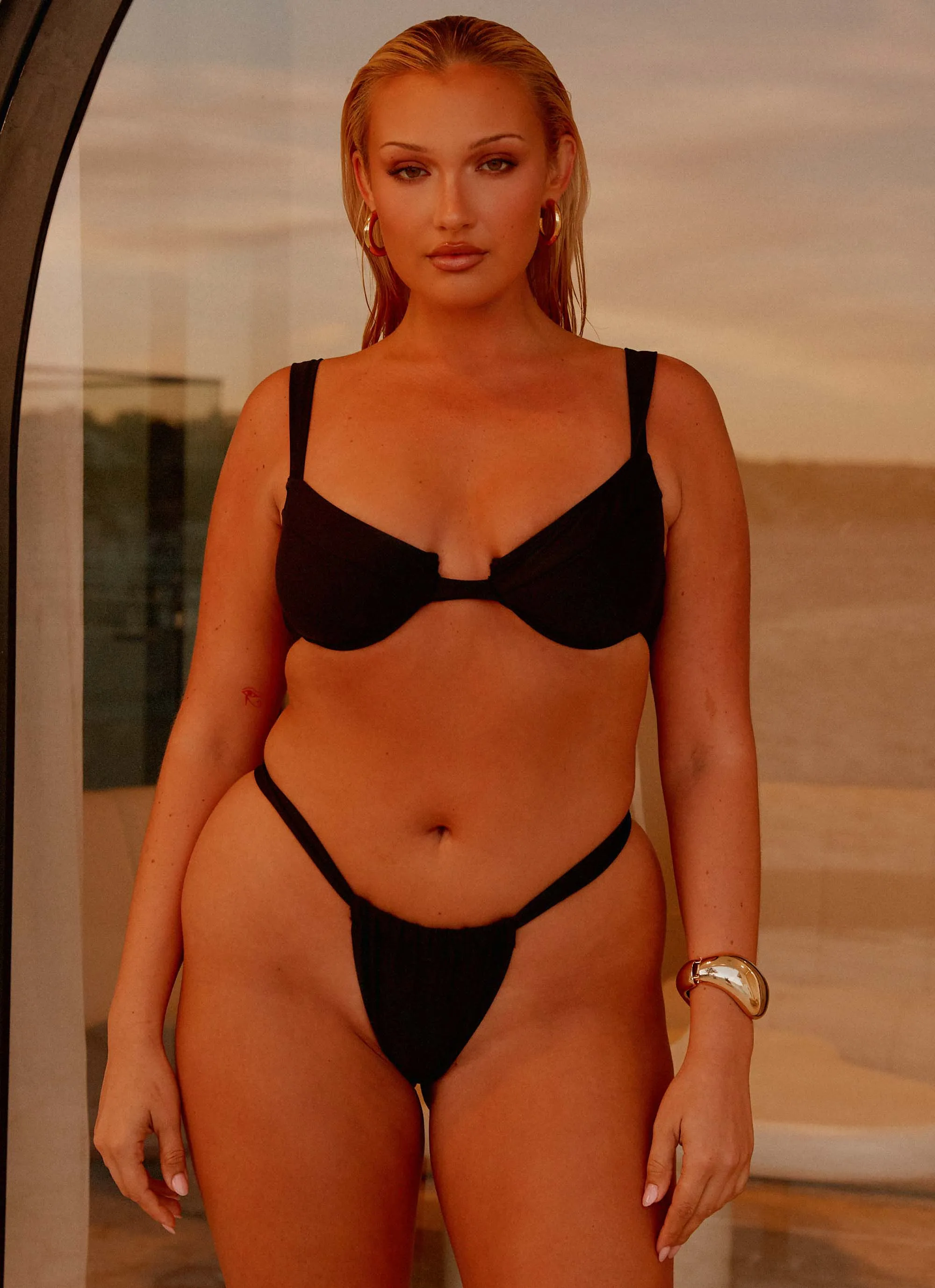 Lightweight Compression Material Hidden Pocket Airlie Scrunch Bikini Bottoms - Black