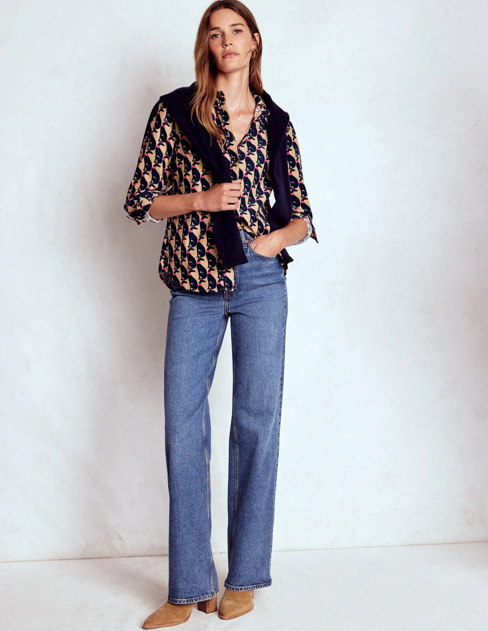 Sienna Cord Shirt-Safari, Cosy Greyhound Yoga class