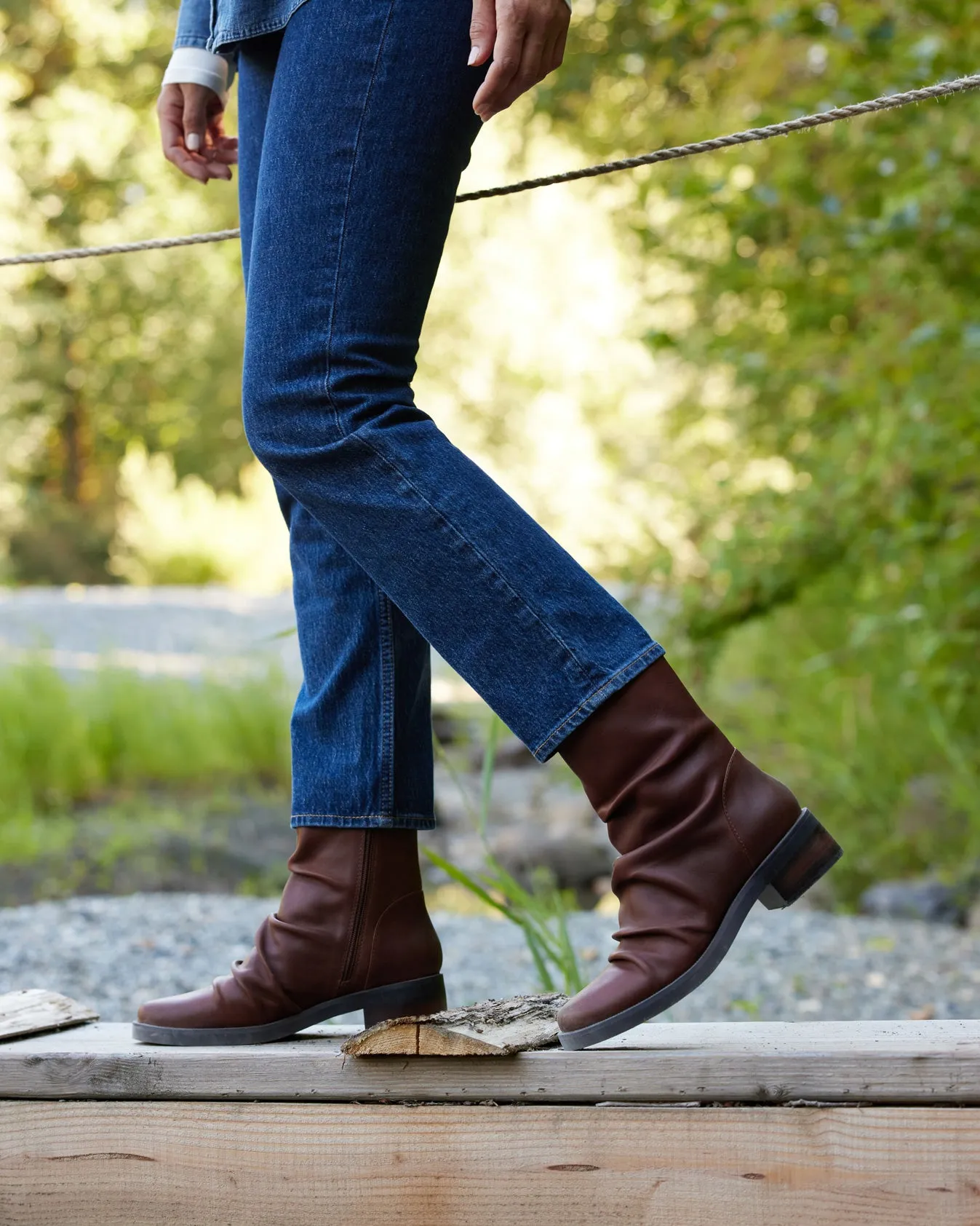 Comfortable Sockliner Traverse Scrunch