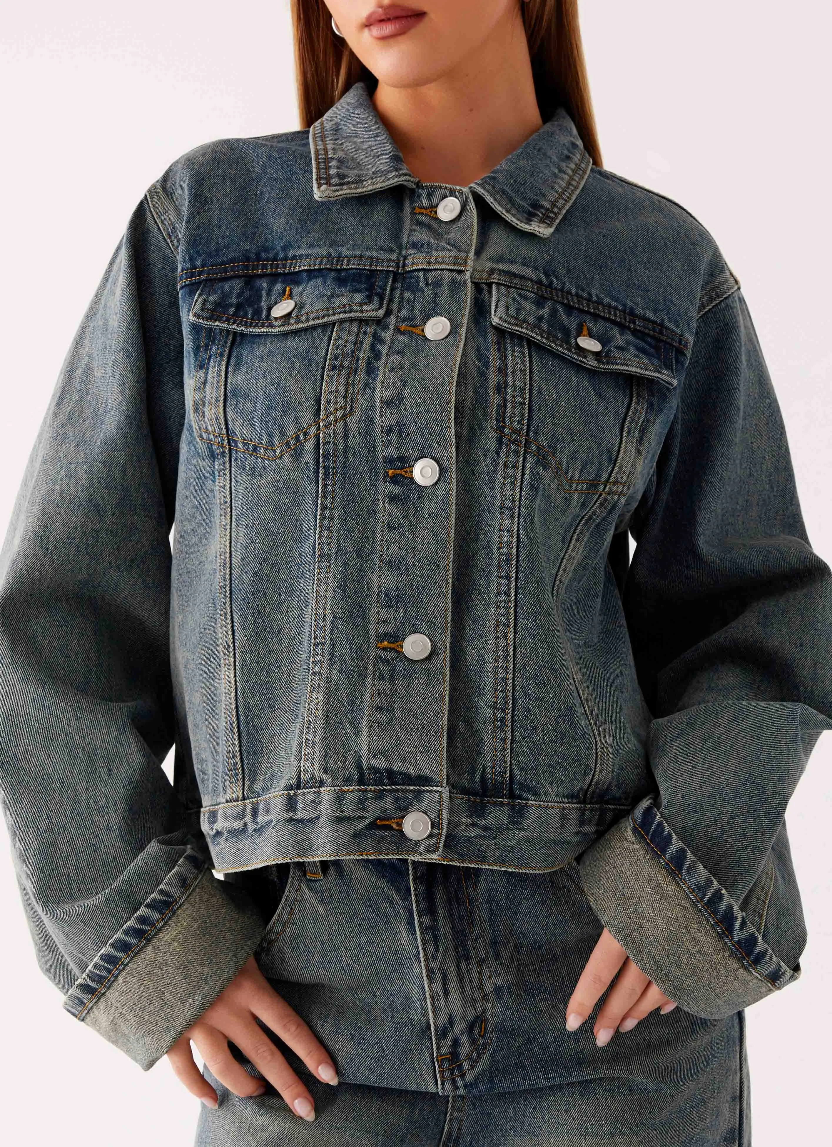 Everyday apparel Back Again Oversized Denim Jacket - Dirty Wash