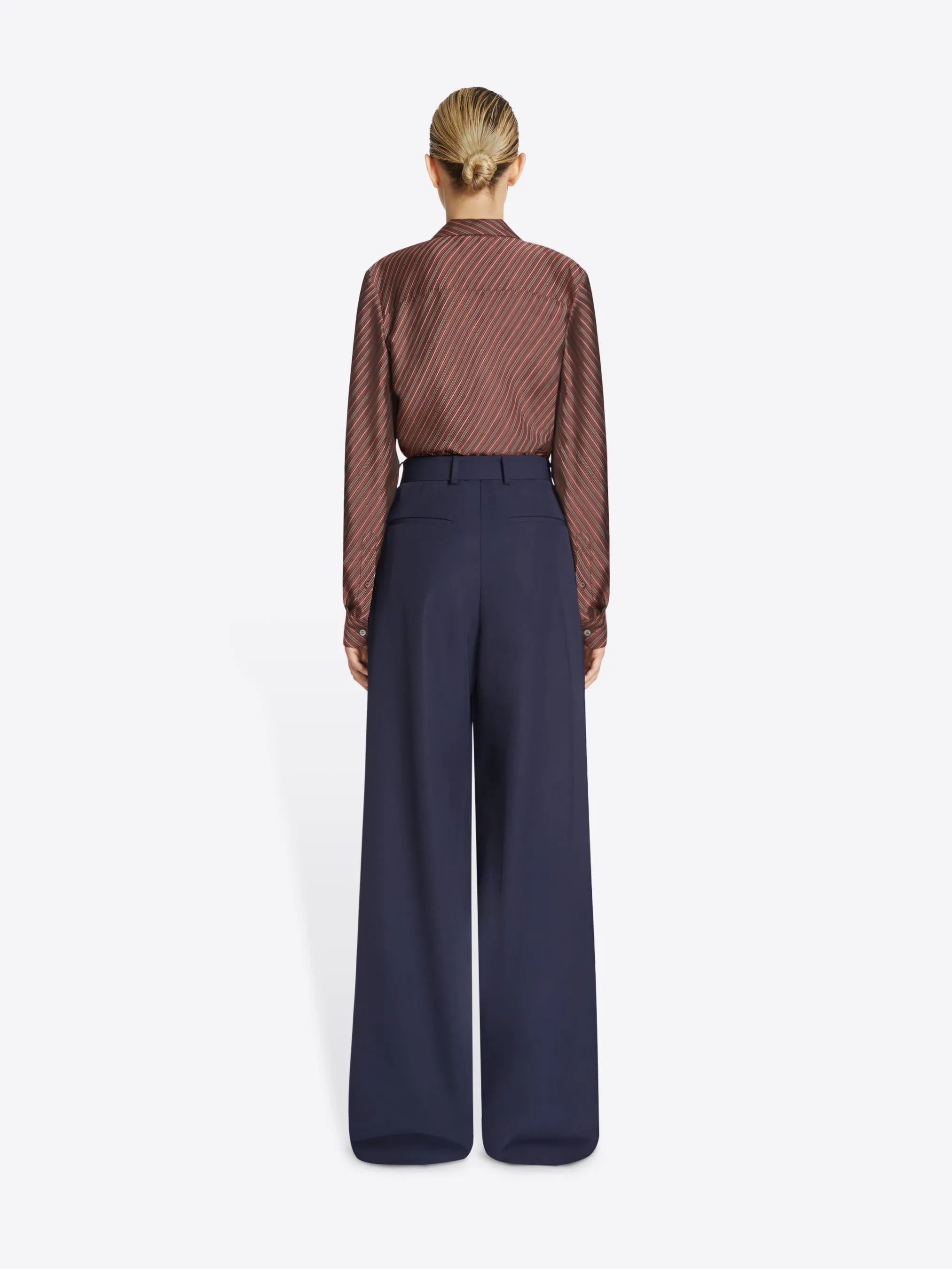 Versatile Comfort Wear clean design Belted wool trousers