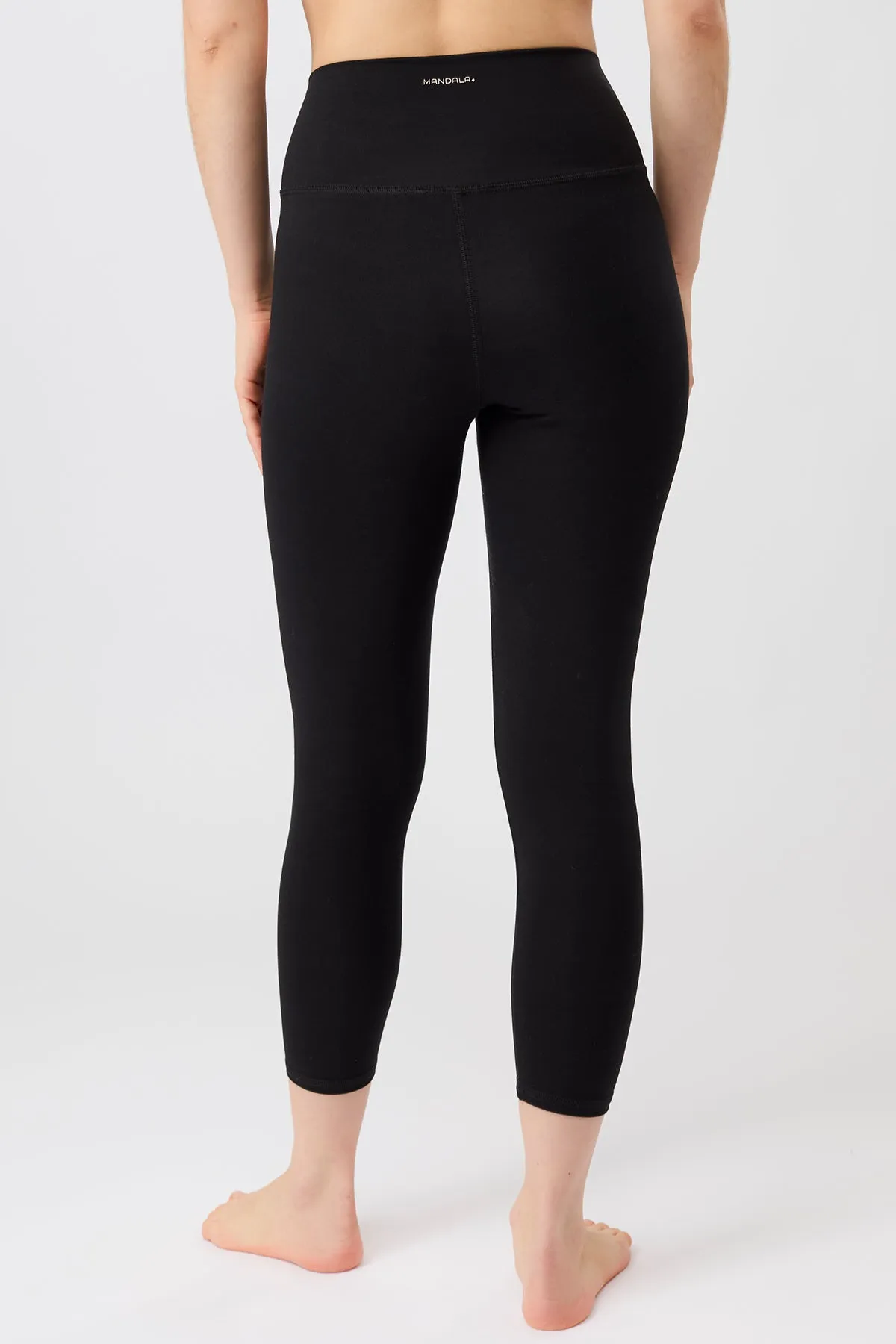 Stretch Recovery Fabric Best Cropped Legging - Black