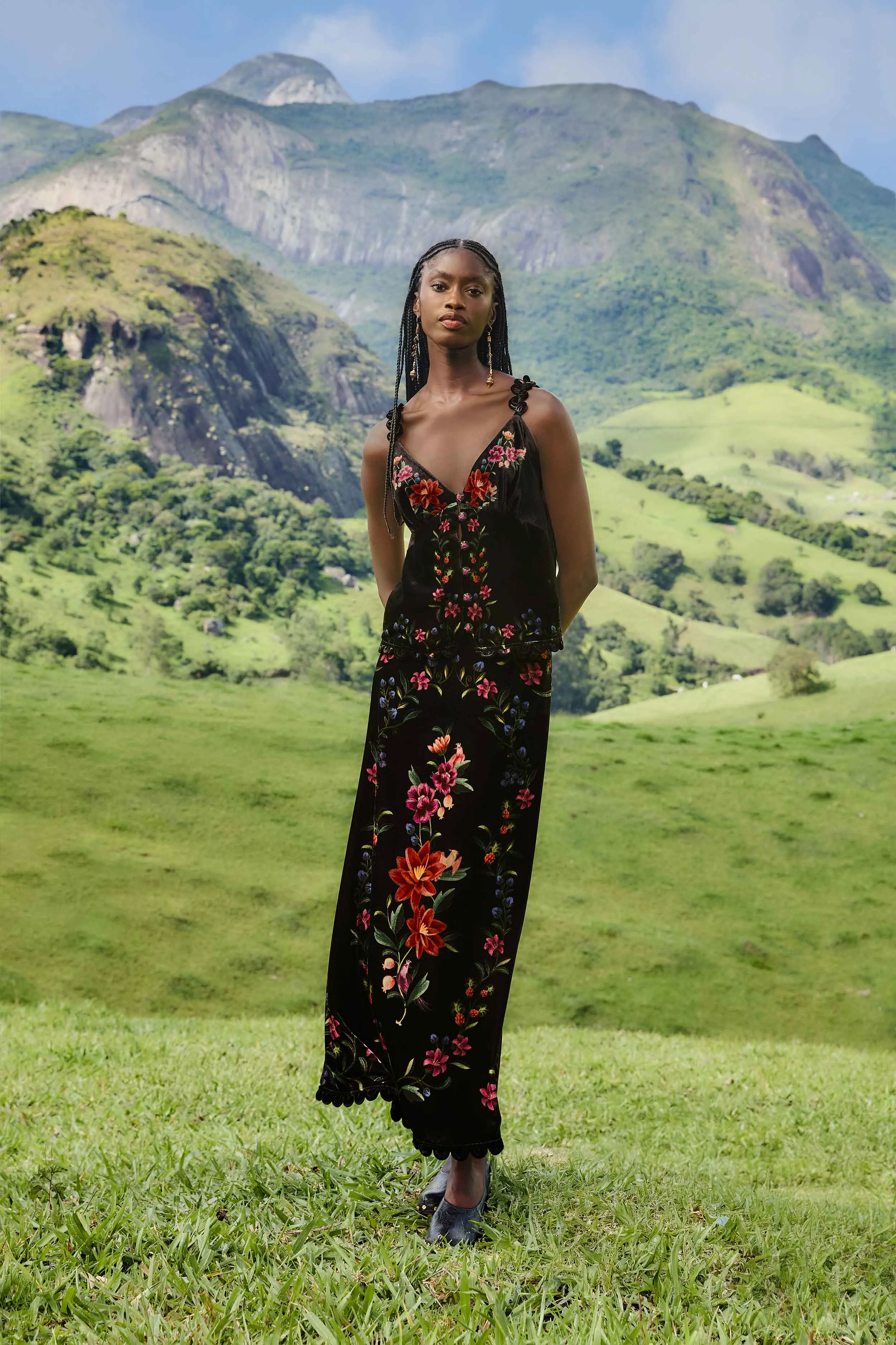 Black Belle Garden Scallop Sleeveless Top Warm Hoodie Neat Edge