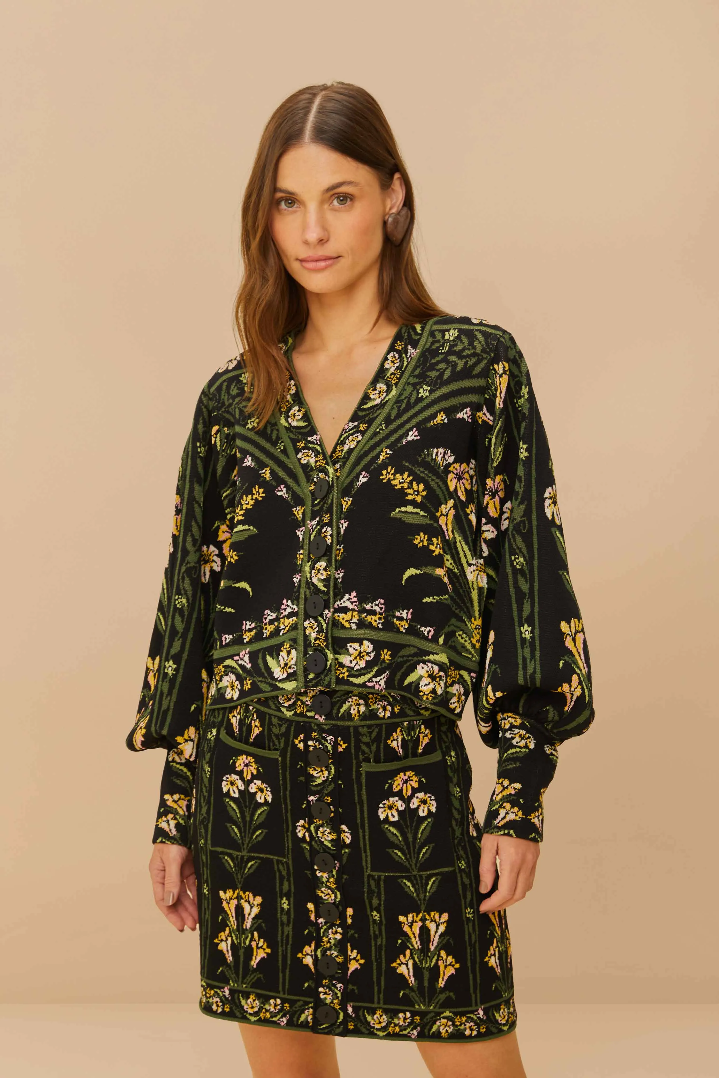 Elegant Feel Black Flowers Arch Knit Skirt