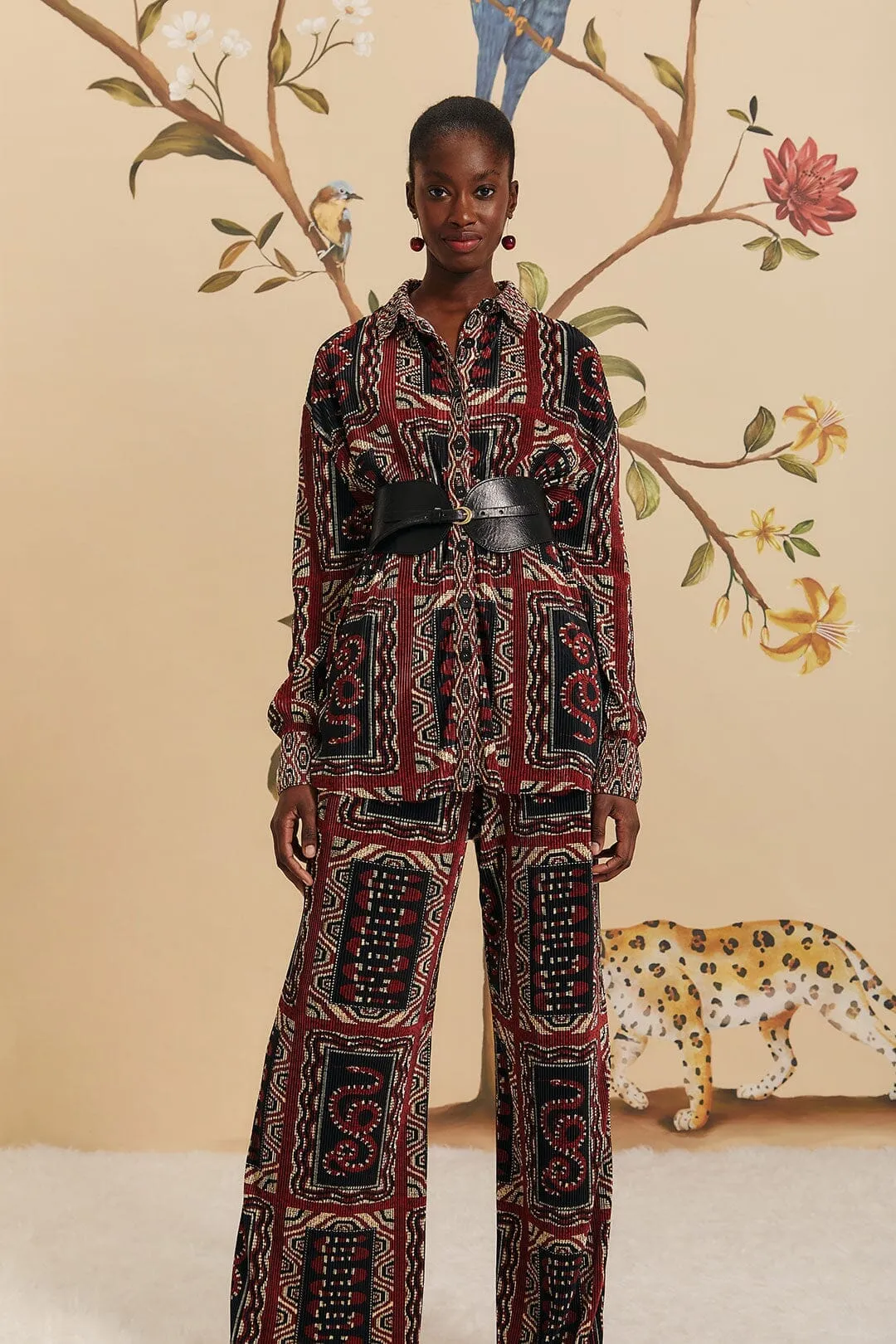 Casual Wear Slim Profile Black Snake Scarves Pleated Pants