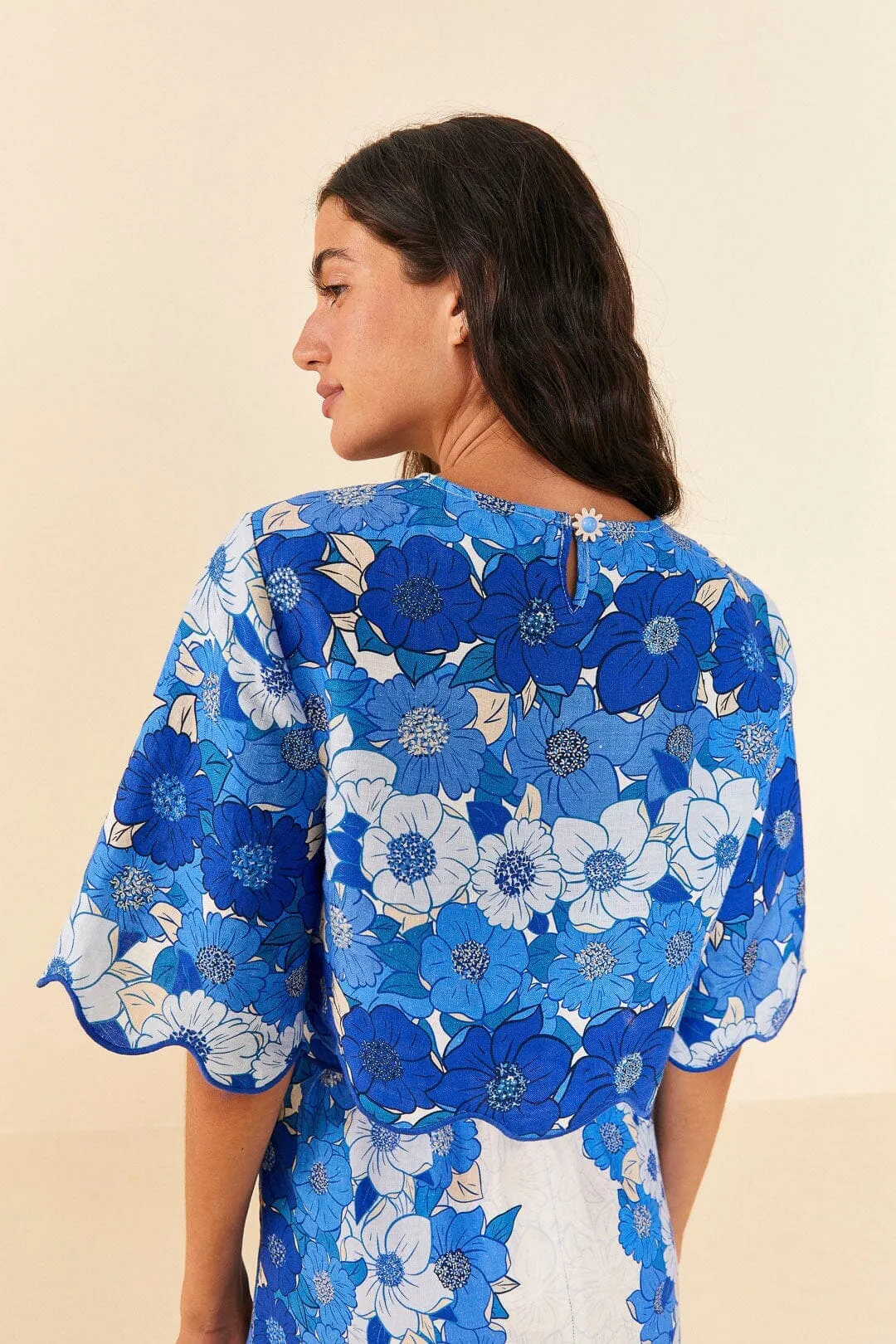 Ergonomic Pattern Blue Flower Stripes Crop Top