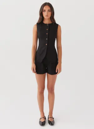 Born For Bordeaux Linen Shorts - Black Rough texture