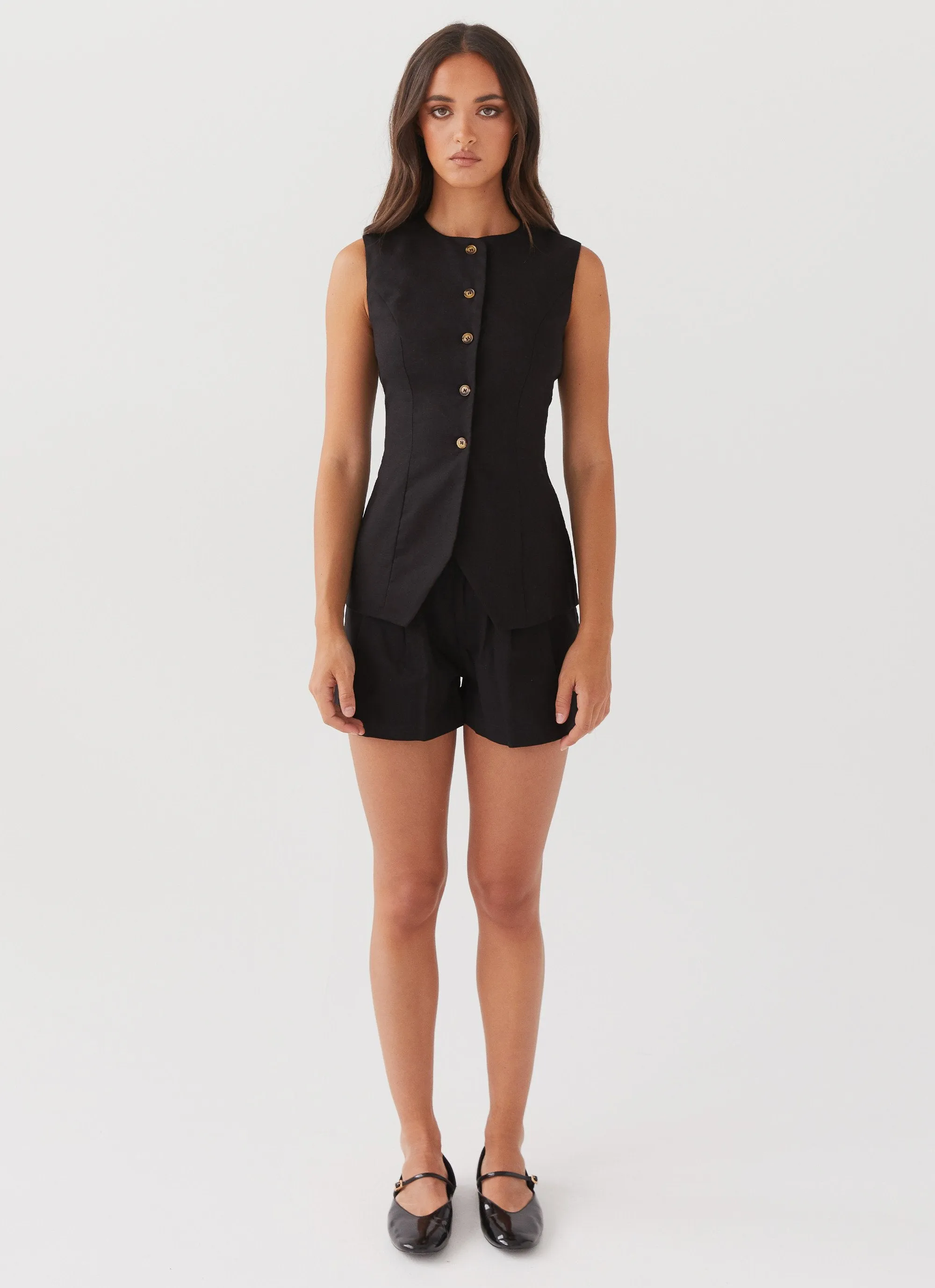 Born For Bordeaux Linen Shorts - Black Rough texture