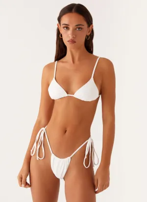 Smooth inner lining Calista Bikini Top - White