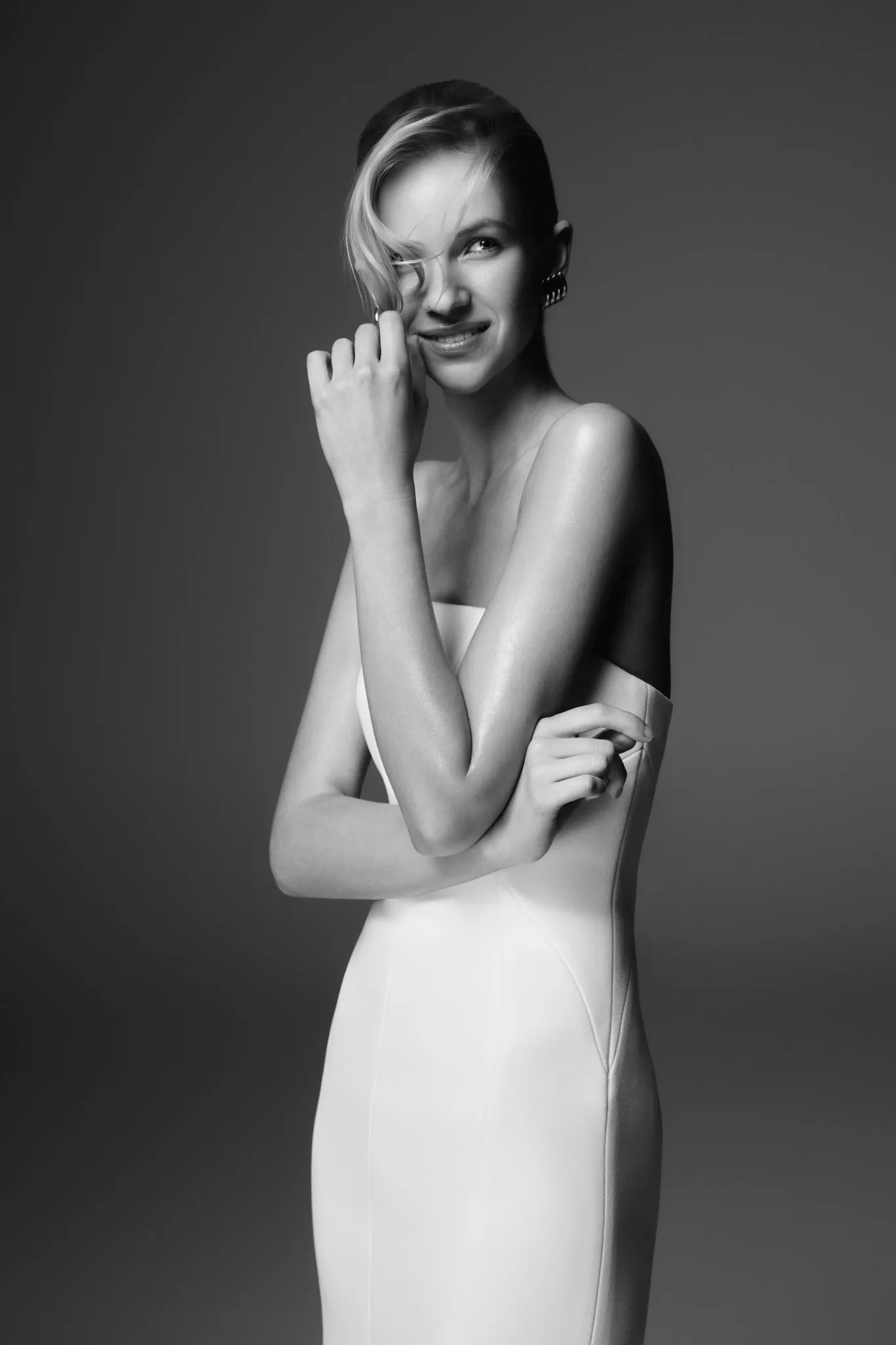 Bare Arm Kalila Strapless Crepe Maxi Dress - White