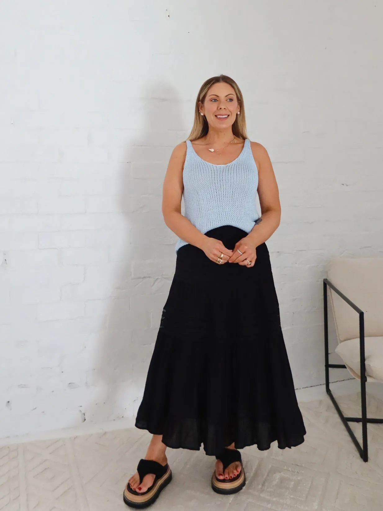 Laura Skirt- Black gentle style