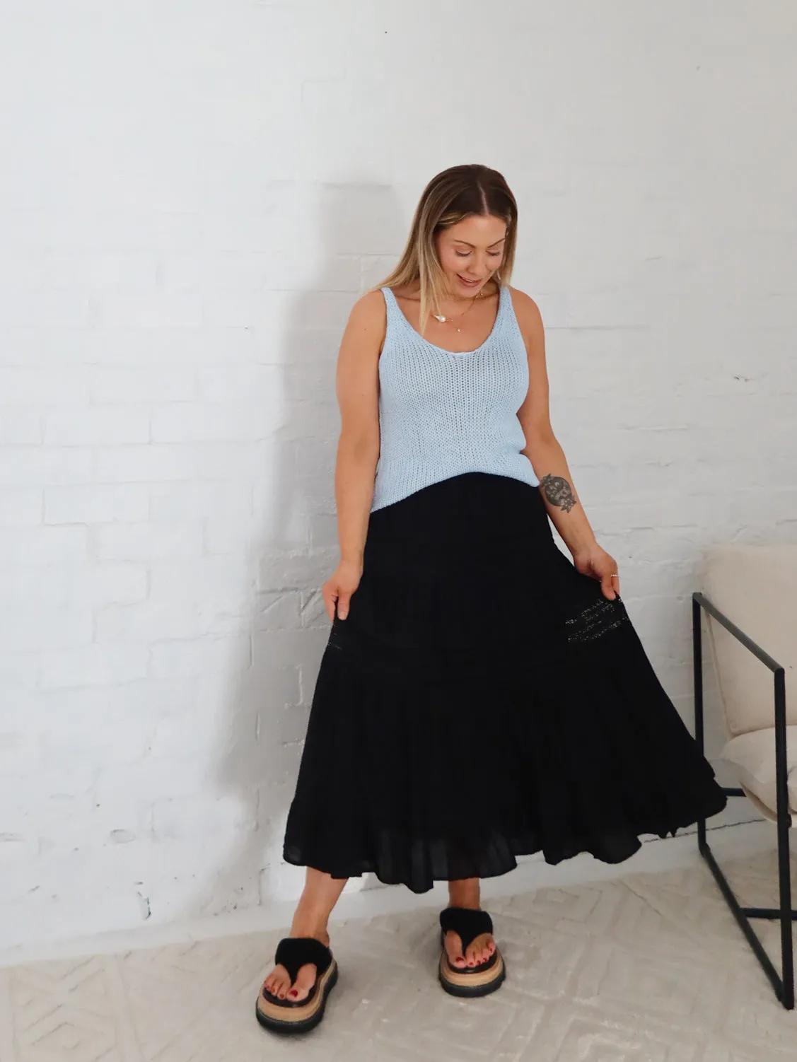 Artisanal Craft Sleek Flow Laura Skirt- Black