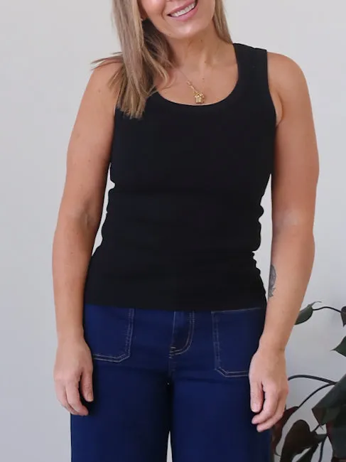 Advanced Moisture Management Compression Zones Charlee Tank - Black