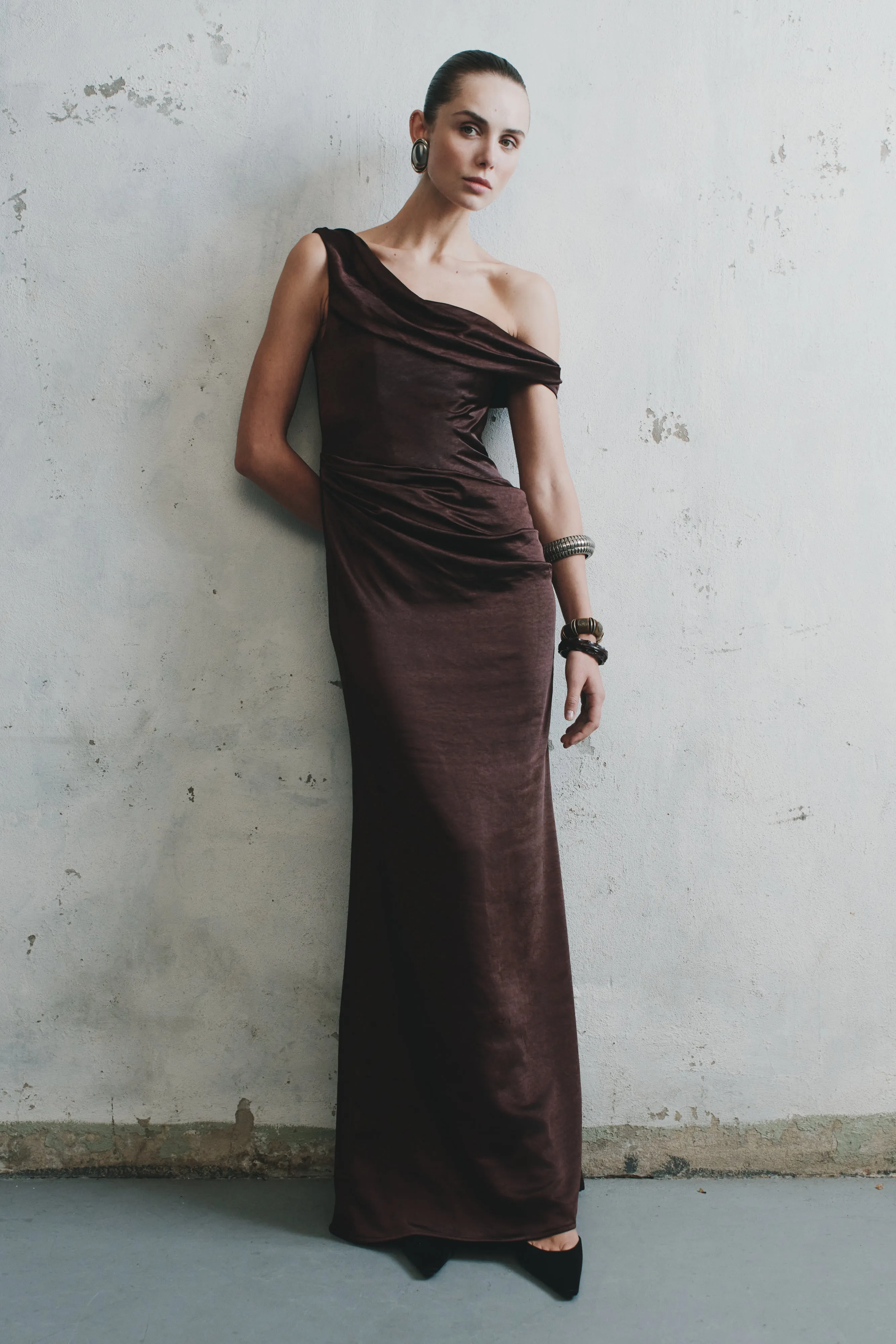 Dalia Off Shoulder Satin Maxi Dress - Dark Chocolate Lounge Mood