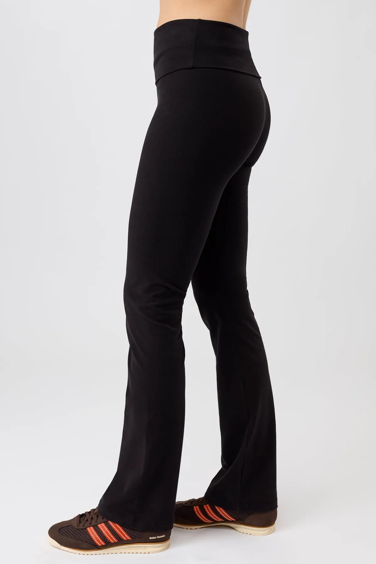 Classic Rolldown - Black, GOTS Breathable Design Maternity Wear City Walk