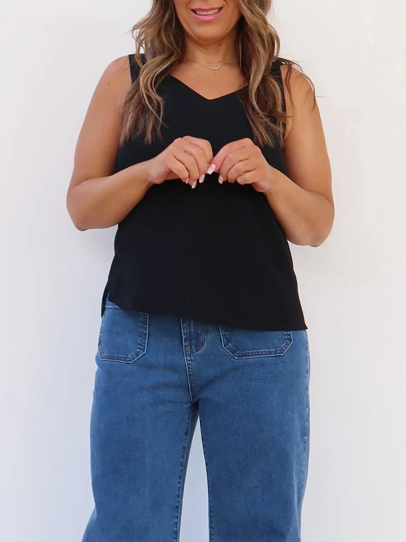 urban scene Susan Top - Black