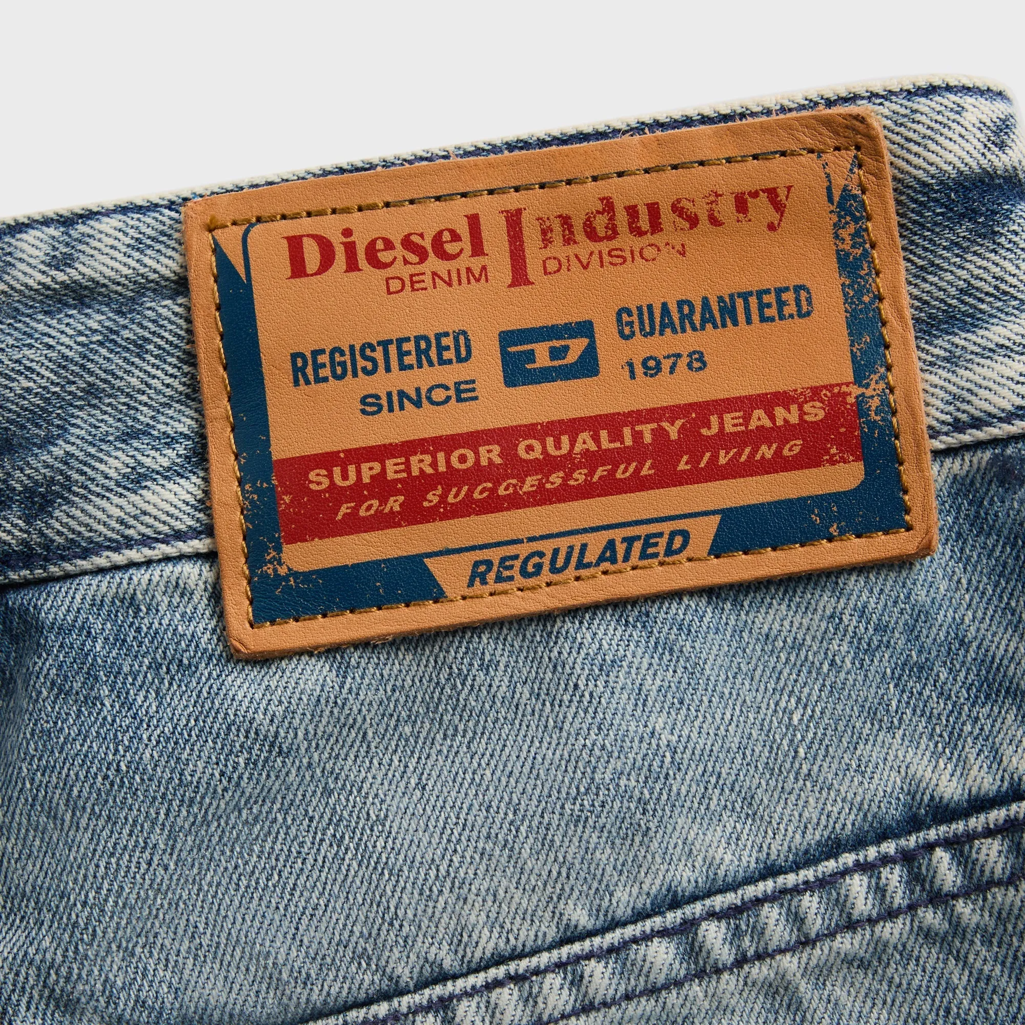 Diesel 1997 D-Enim-M Pant - Blue Secure Waistband