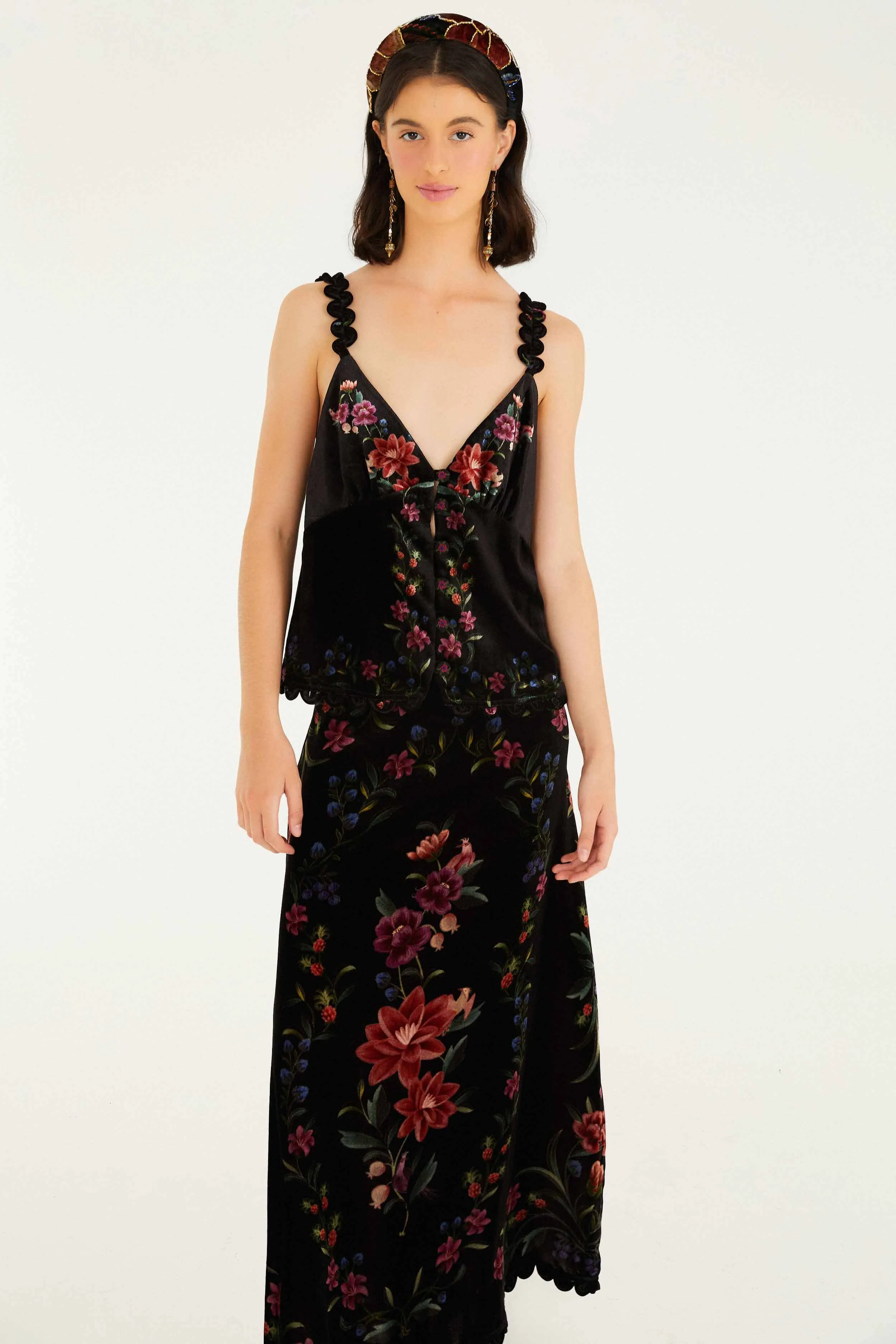 Smart Design Simple Layer Black Belle Garden Scallop Hem Midi Skirt