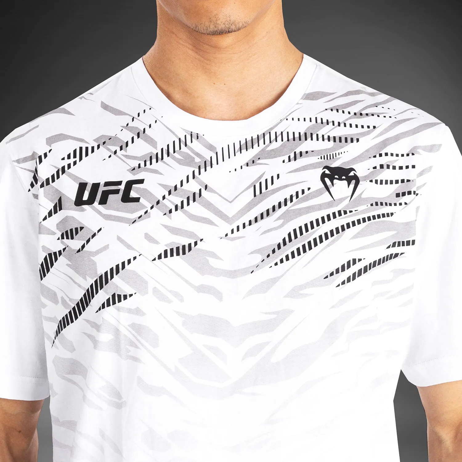 UFC Fusion by Venum Men??s Replica Short Sleeve T-Shirt - White Comfy Touch