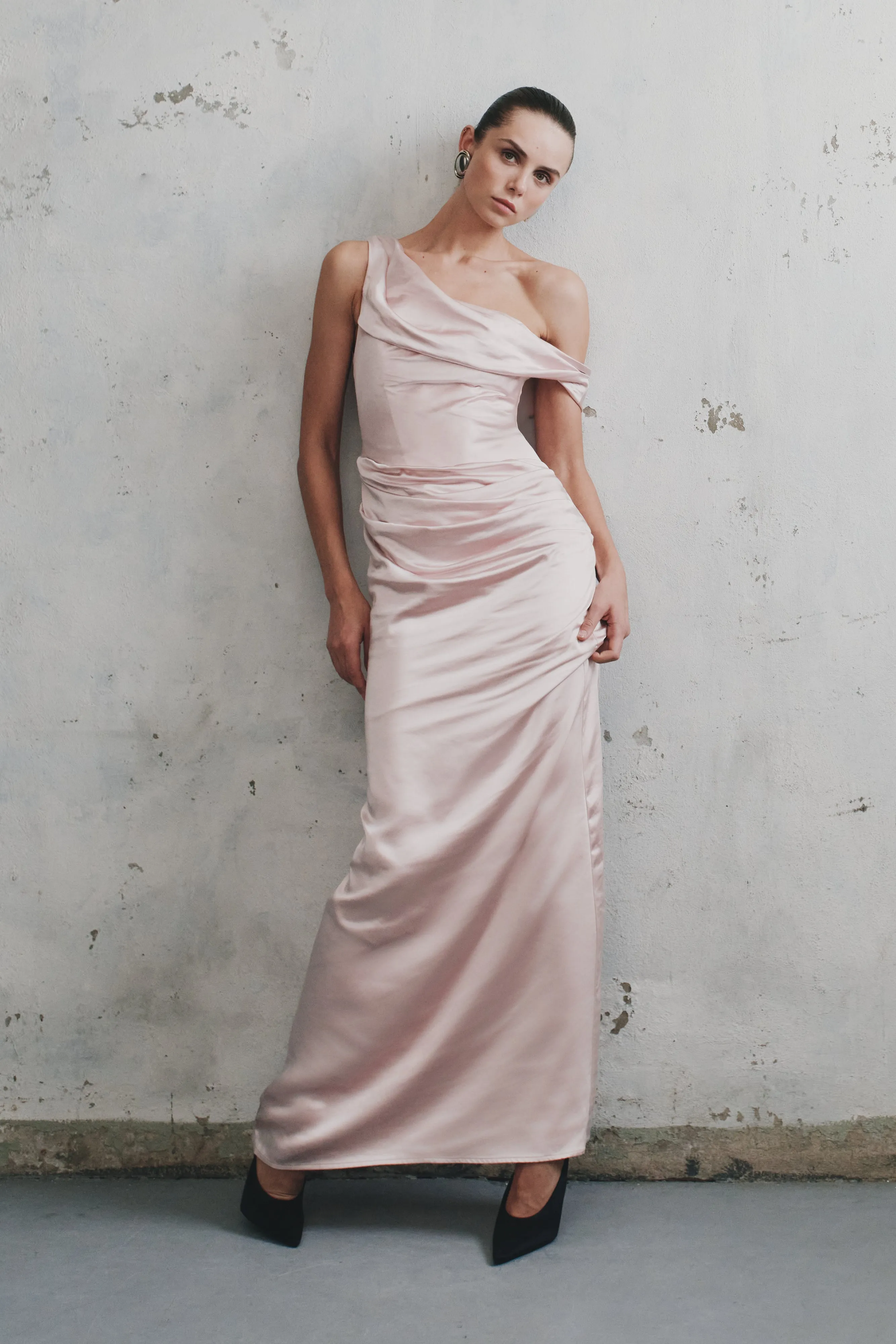 Dalia Off Shoulder Satin Maxi Dress - Soft Pink Sleek Cut Layered Design