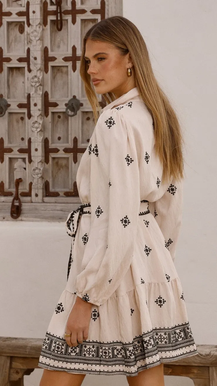 Happy Soul Relaxed Layer Delainey Mini Dress - Beige/Black