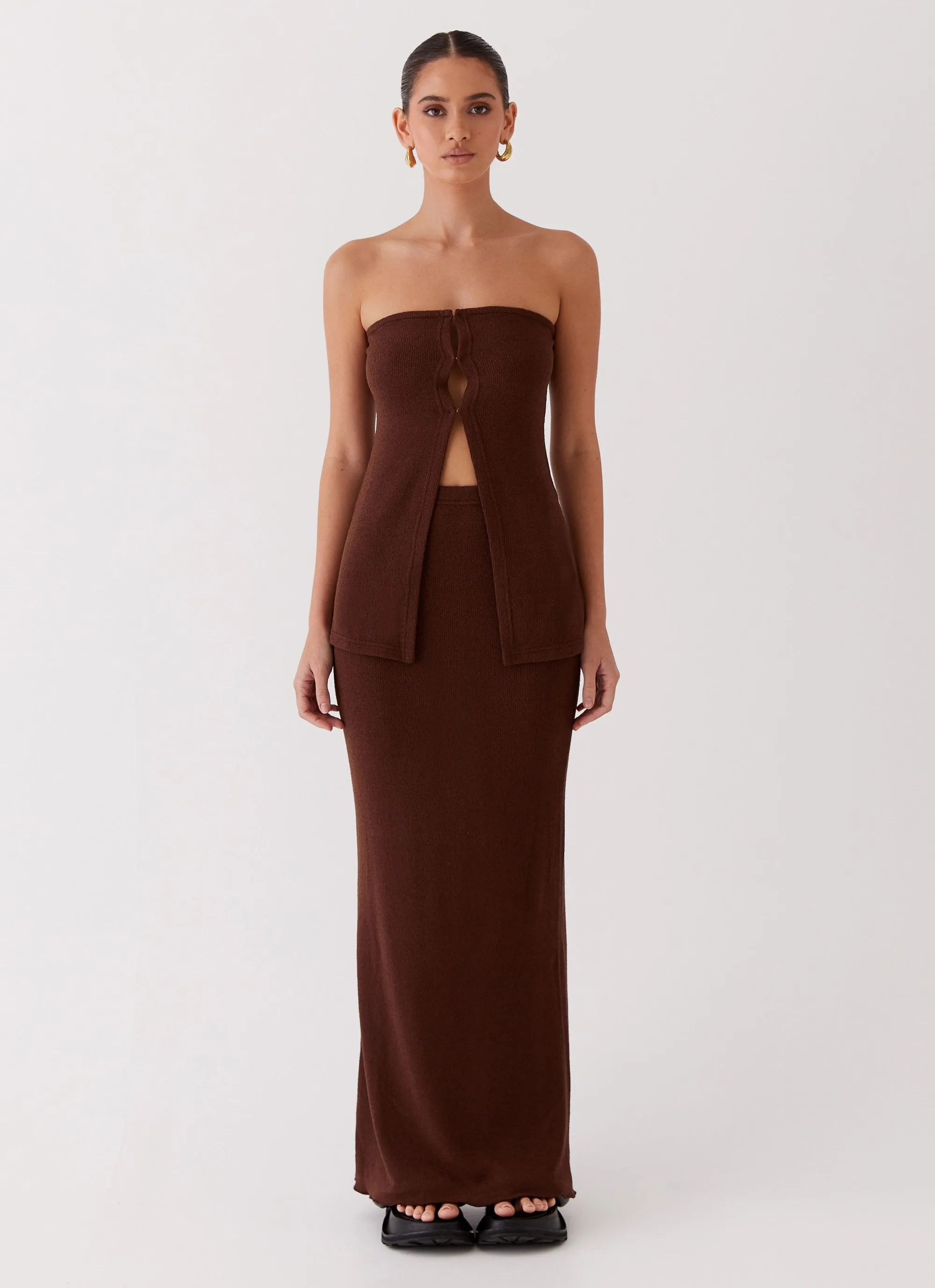 EcoFriendly Material Blend Soft Touch Brushed Surface Delicate Lady Knit Top - Chocolate