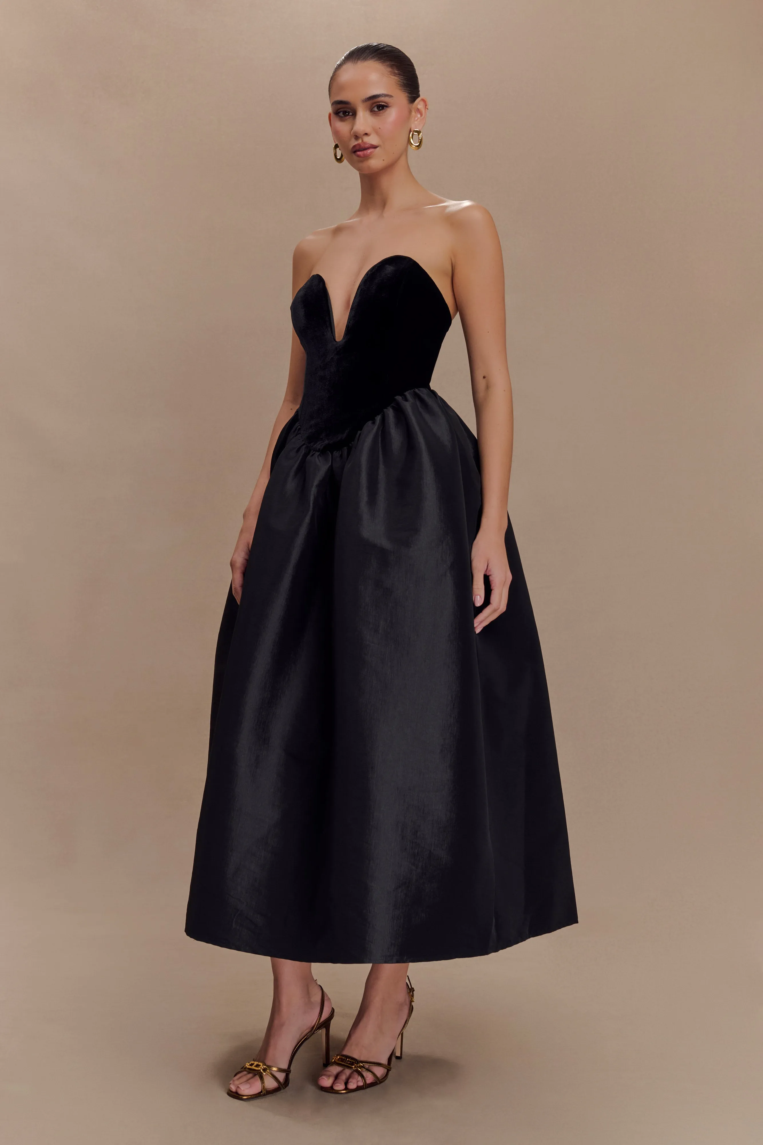 Flora Strapless Velvet Midi Dress - Black Flattering Layer