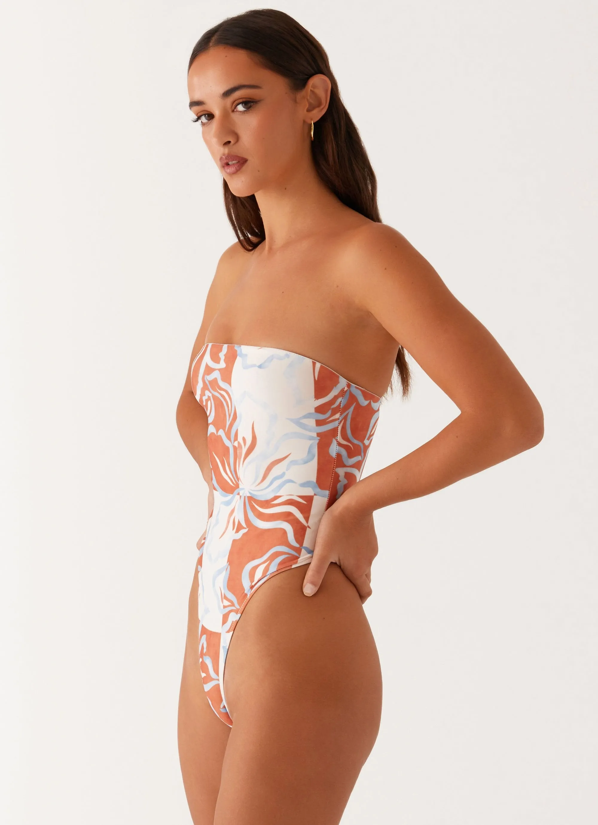 Streamlined Cut Seaside Swim Maxine Strapless One Piece Swimsuit - Orange Blue Floral