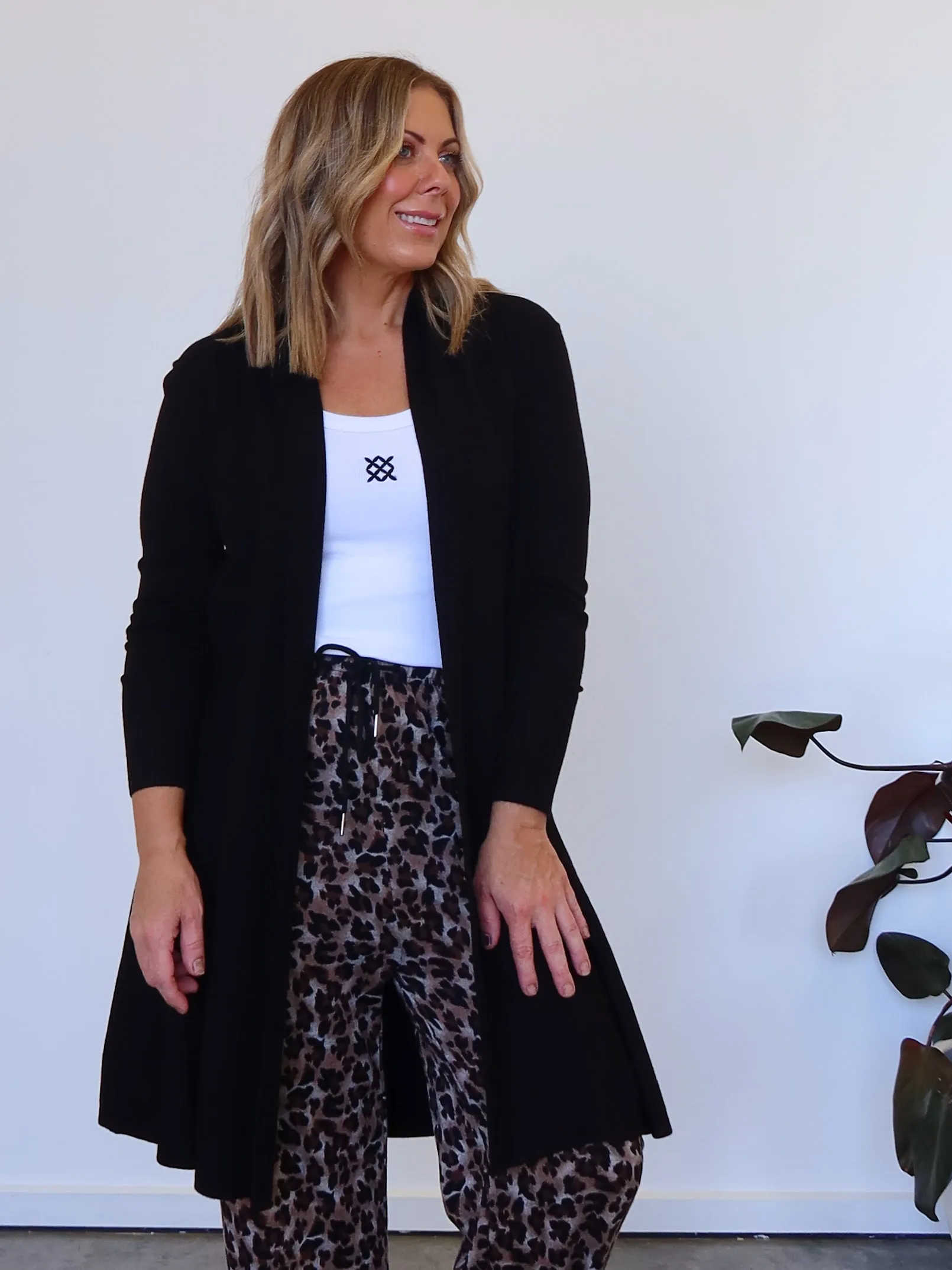 Rowan Cardigan - Black Calm Outfit