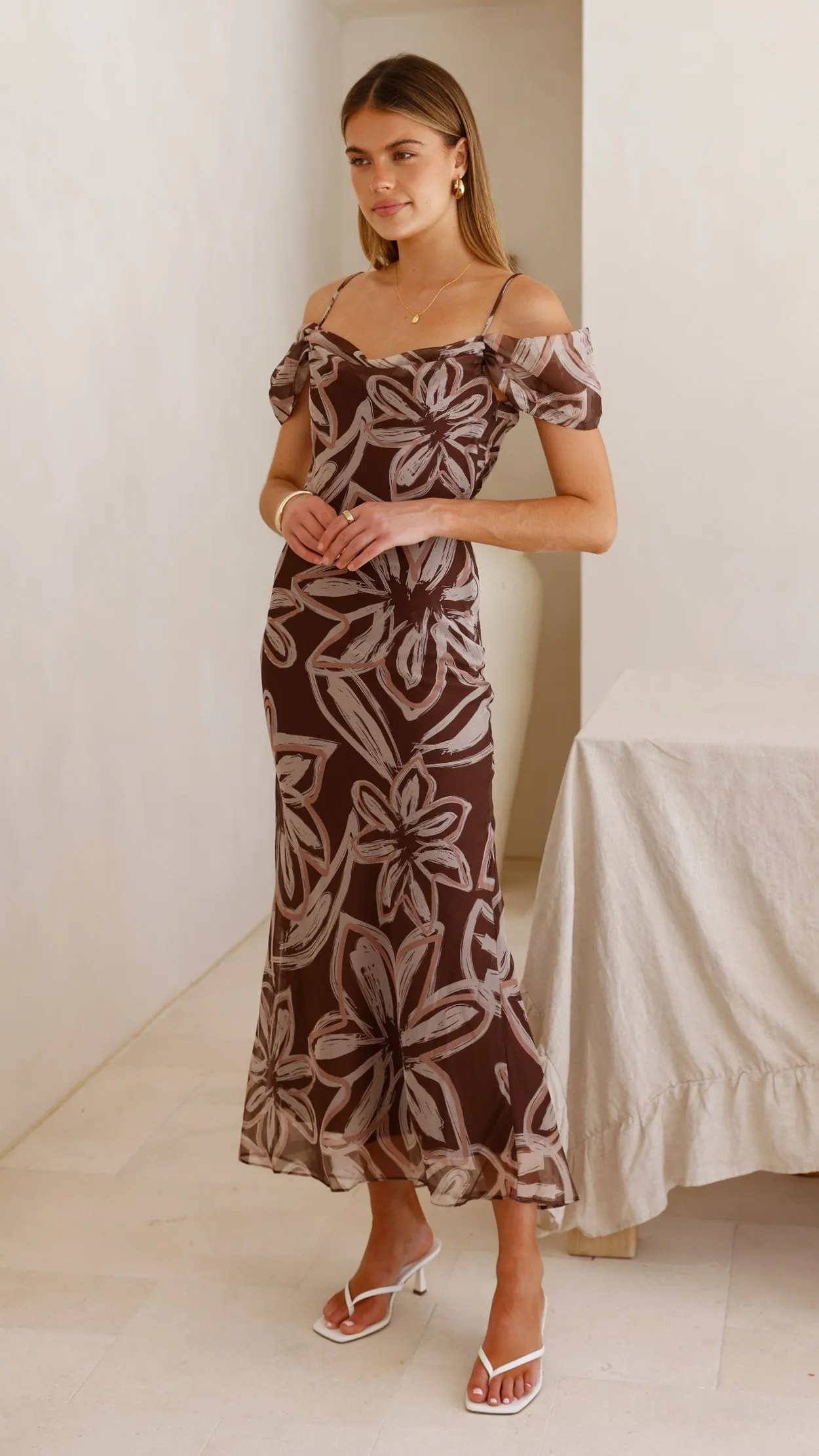 Adrianna Midi Dress - Brown Floral Fashionable Look