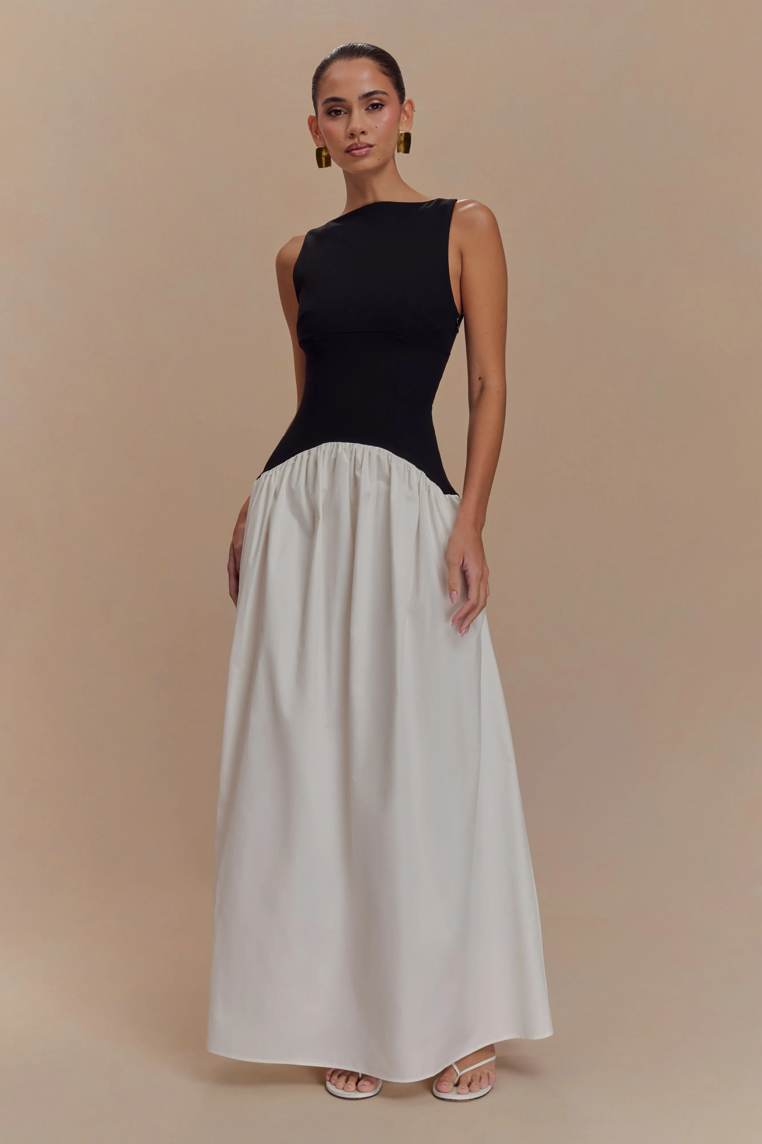 Soft Profile Acacia Contrast Sleeveless Maxi Dress - Black/White