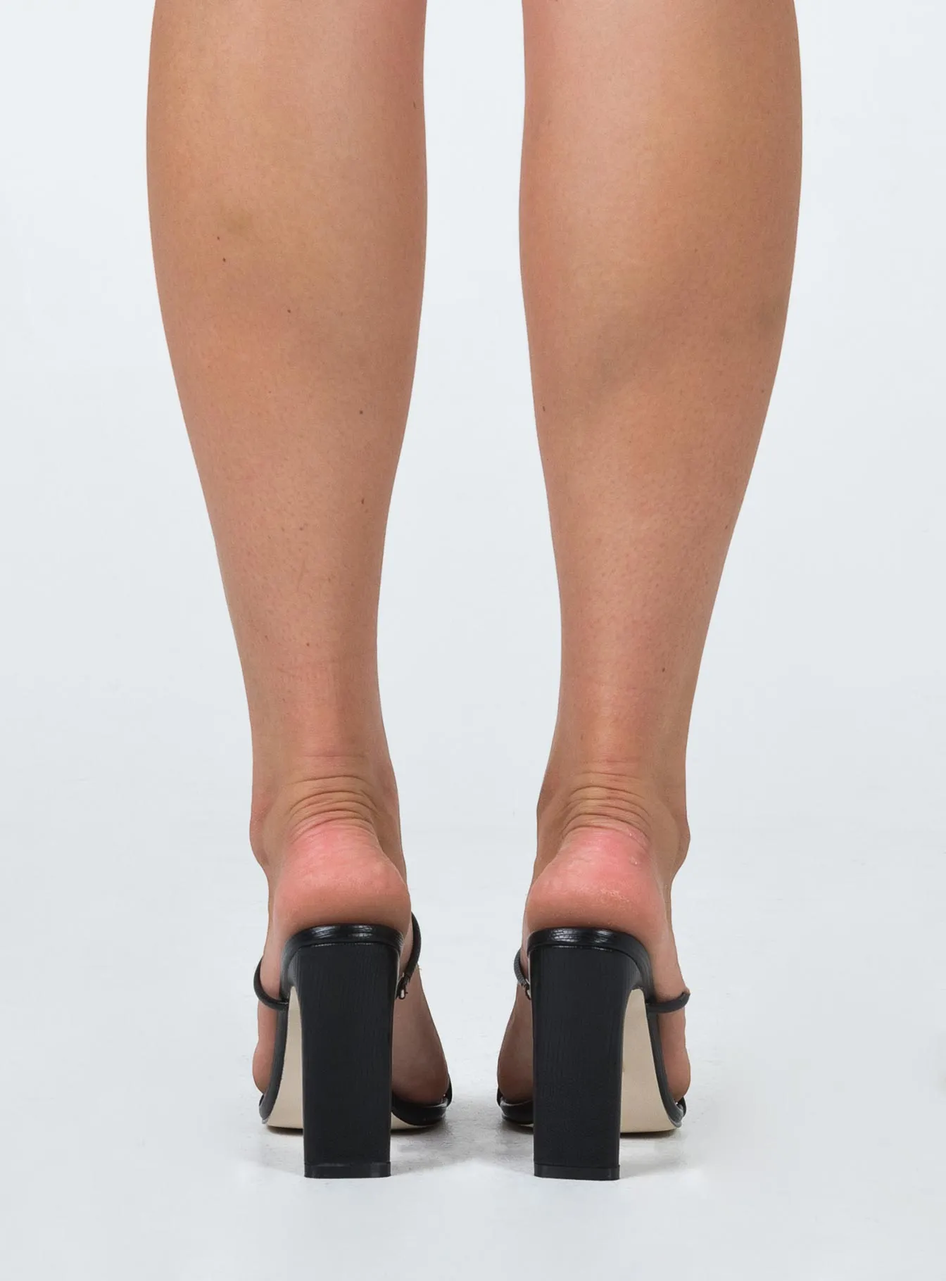 Fresh Edge Constantine Heels Black