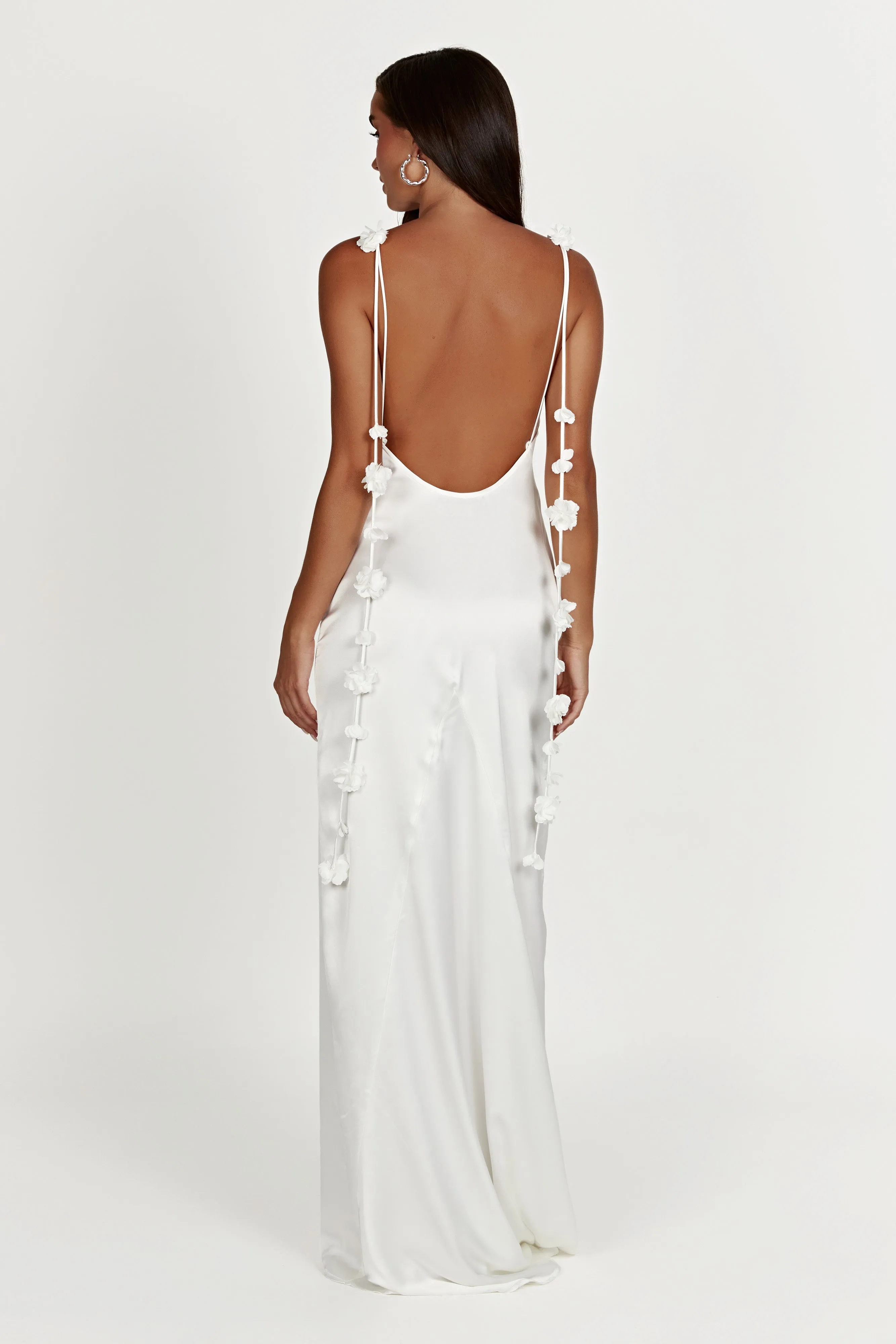 Sleek Flow Elenora Rose Gown - White