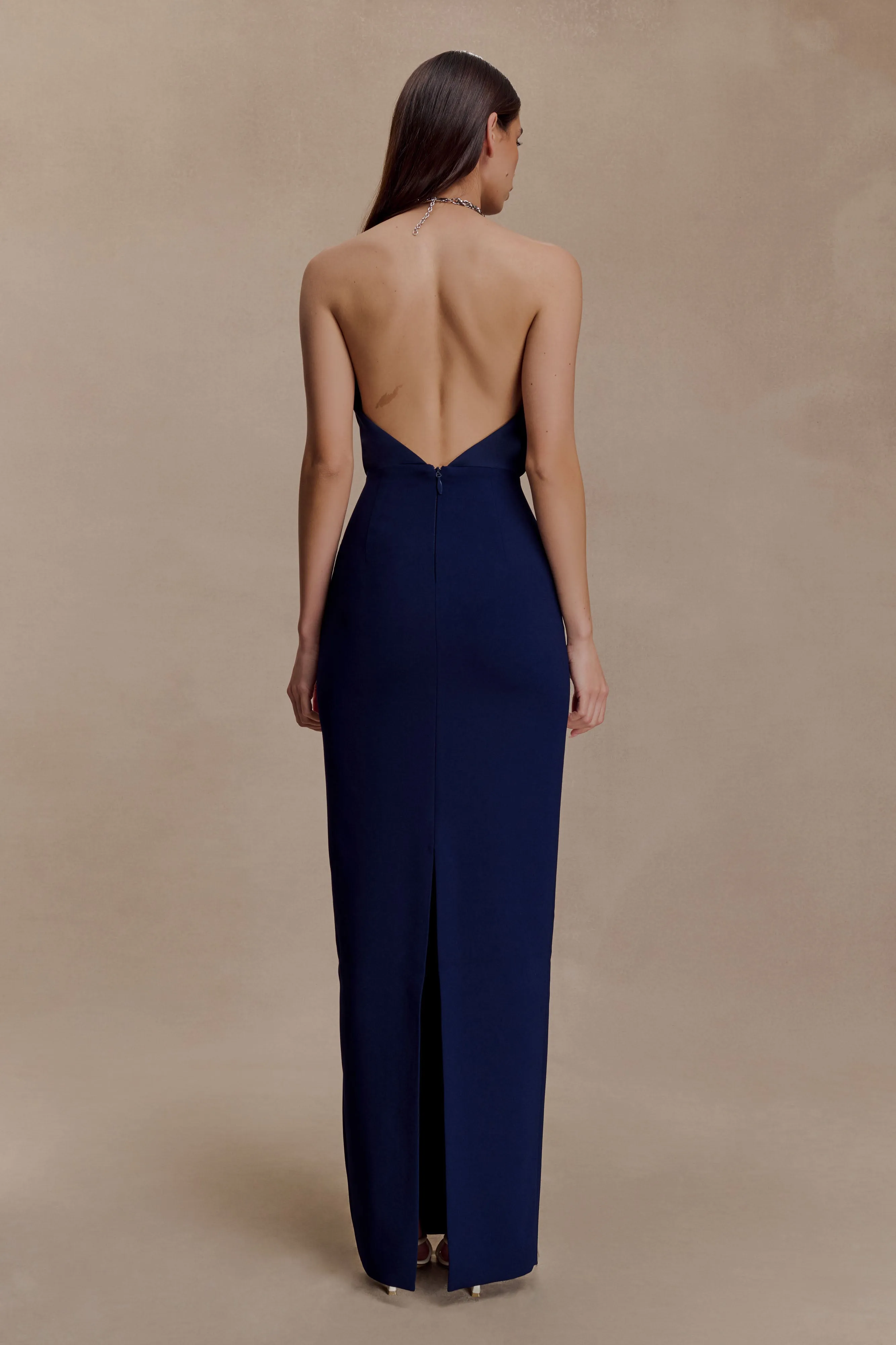 Light Outfit Elina Satin Necklace Maxi Dress - Navy