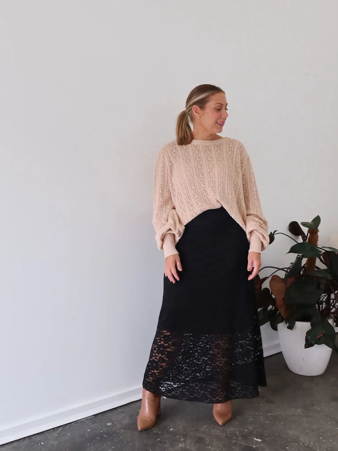 City Tones understated look Ellie Skirt - Black