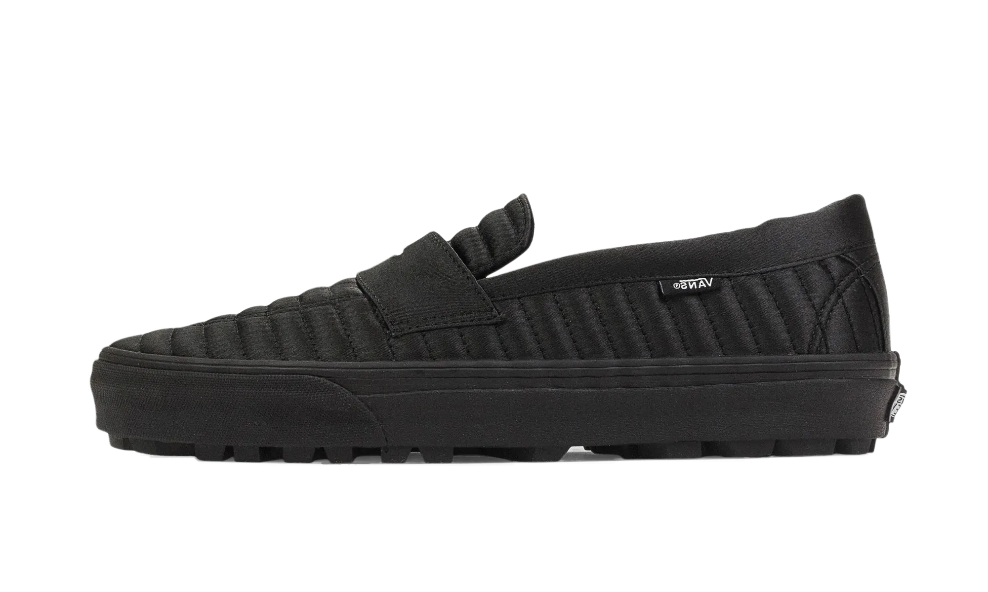 PADDED SLIP-ON LOAFERS "Black" Textured Pattern Warm Step