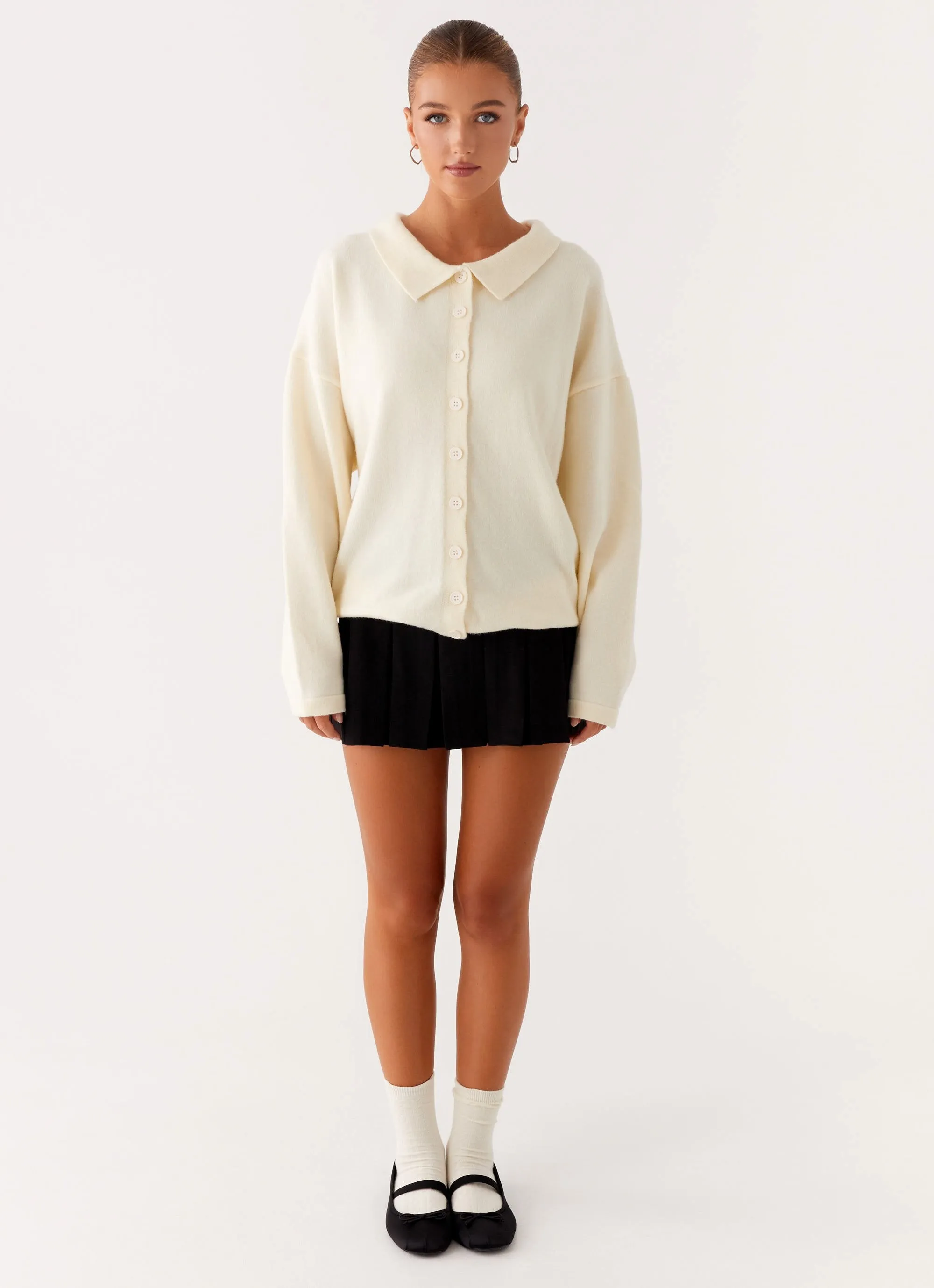 Dorian Button Knit Sweater - Ivory Comfortable lining