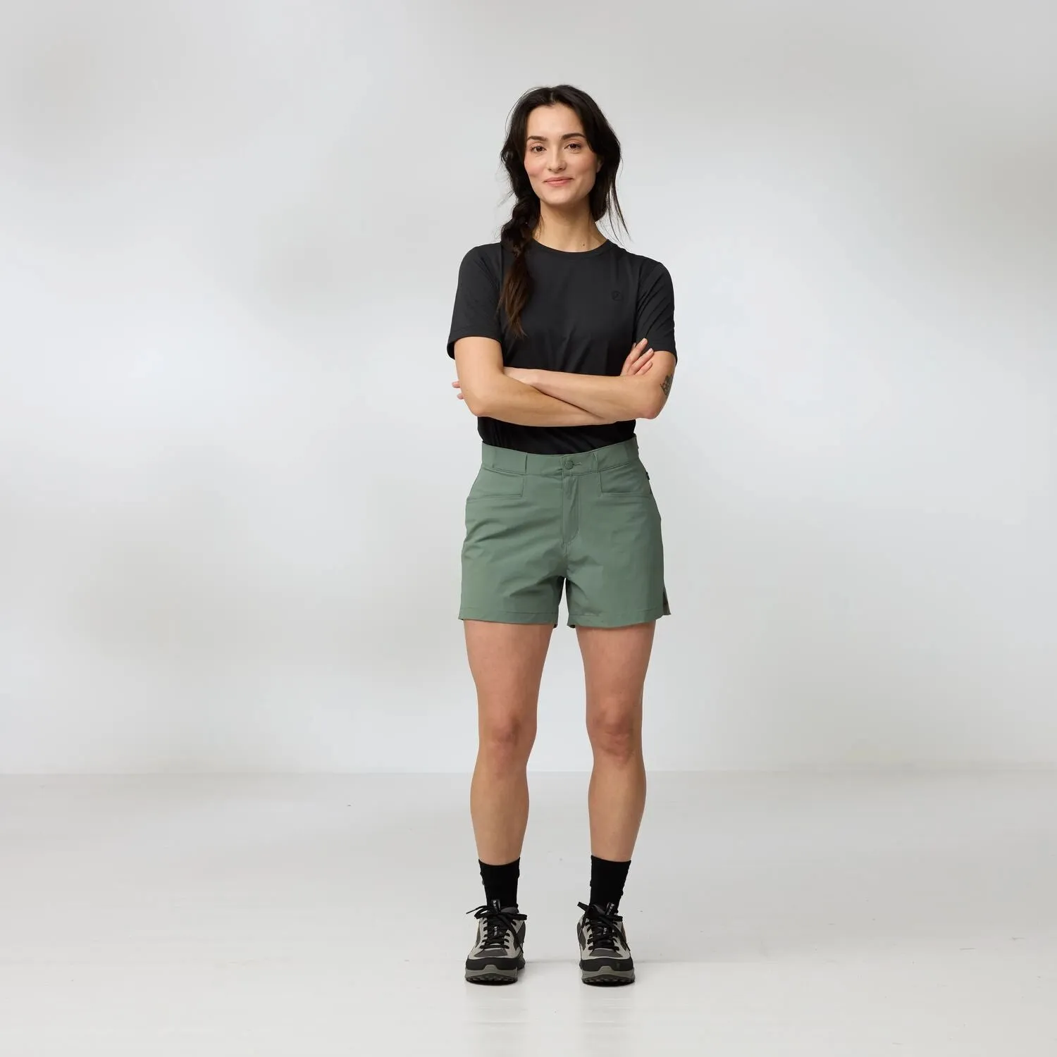 Fjallraven Womens High Coast Lite Shorts Black fishing attire