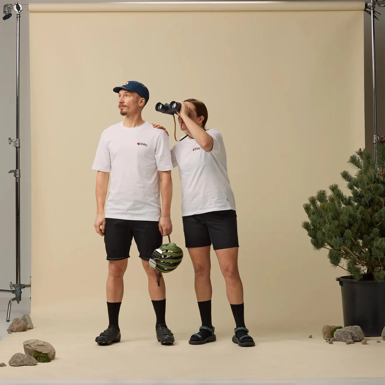 Fjallraven Womens Hoja Hybrid Shorts Navy Unique Piece