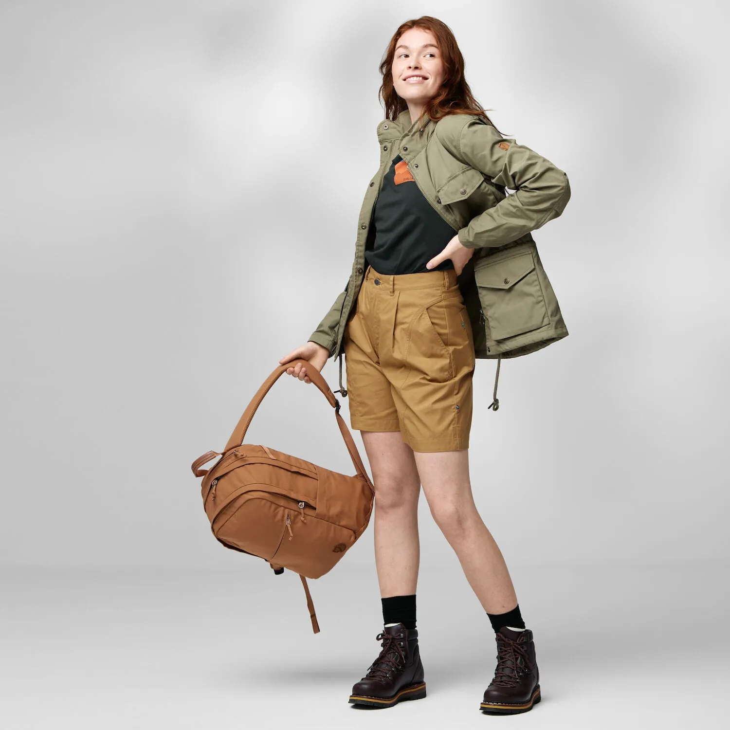 Fjallraven Womens Vardag Shorts Buckwheat Brown Stain-Resistant