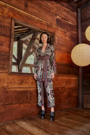 Sporty Stretch Fit Double Stitched Black Passion Scarf Pants