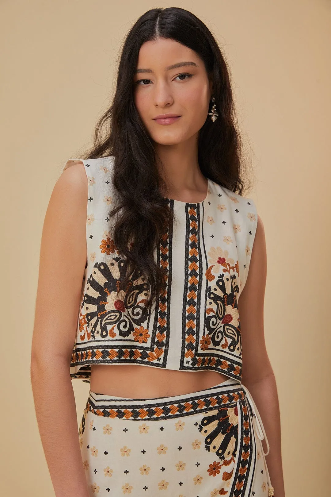 Flower Fan Tapestry Off-White Cropped FlatlockSeaming AntiBacterialTreatment