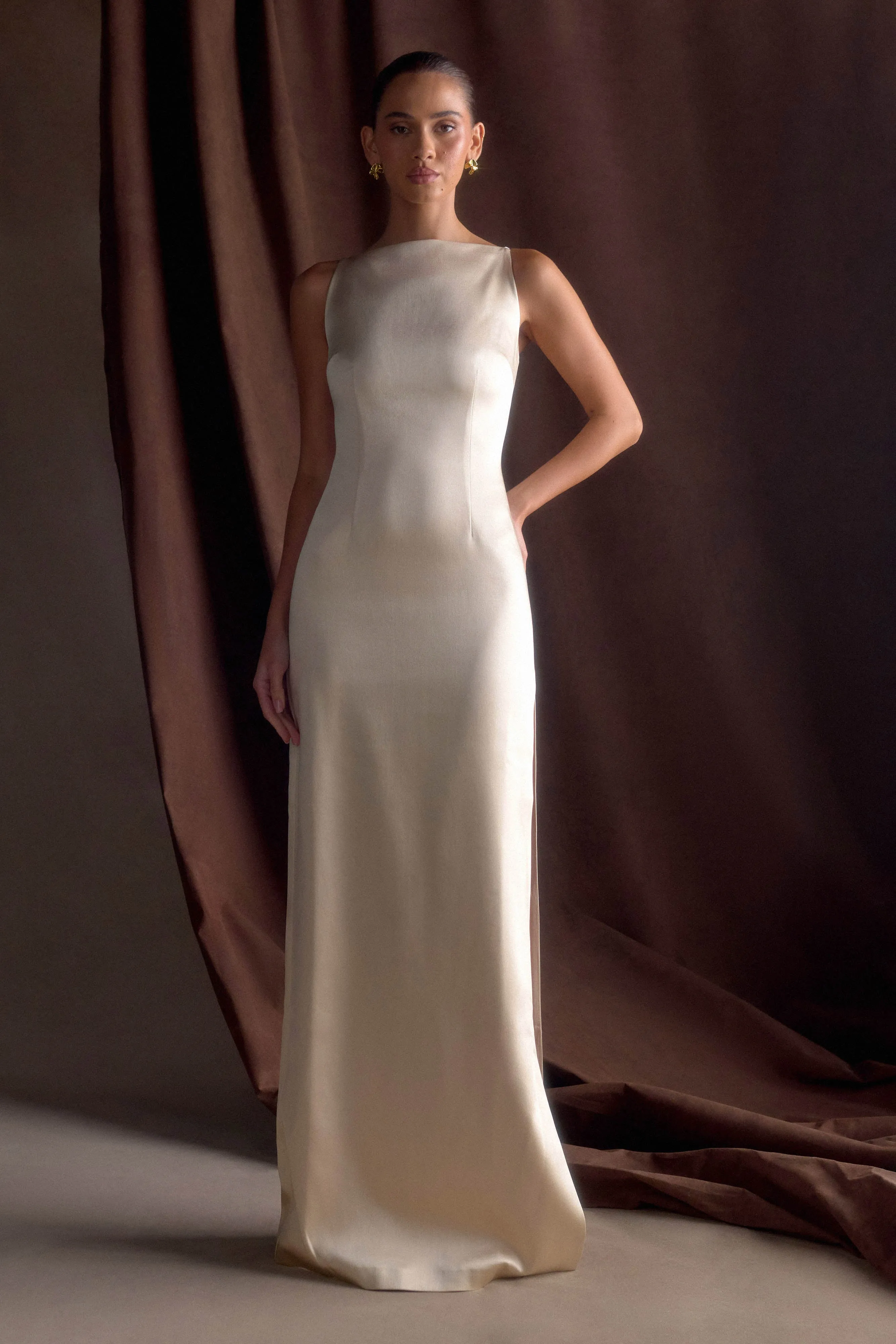 Violet Sleeveless Satin Maxi Dress - Blush Gold Sweet Mood