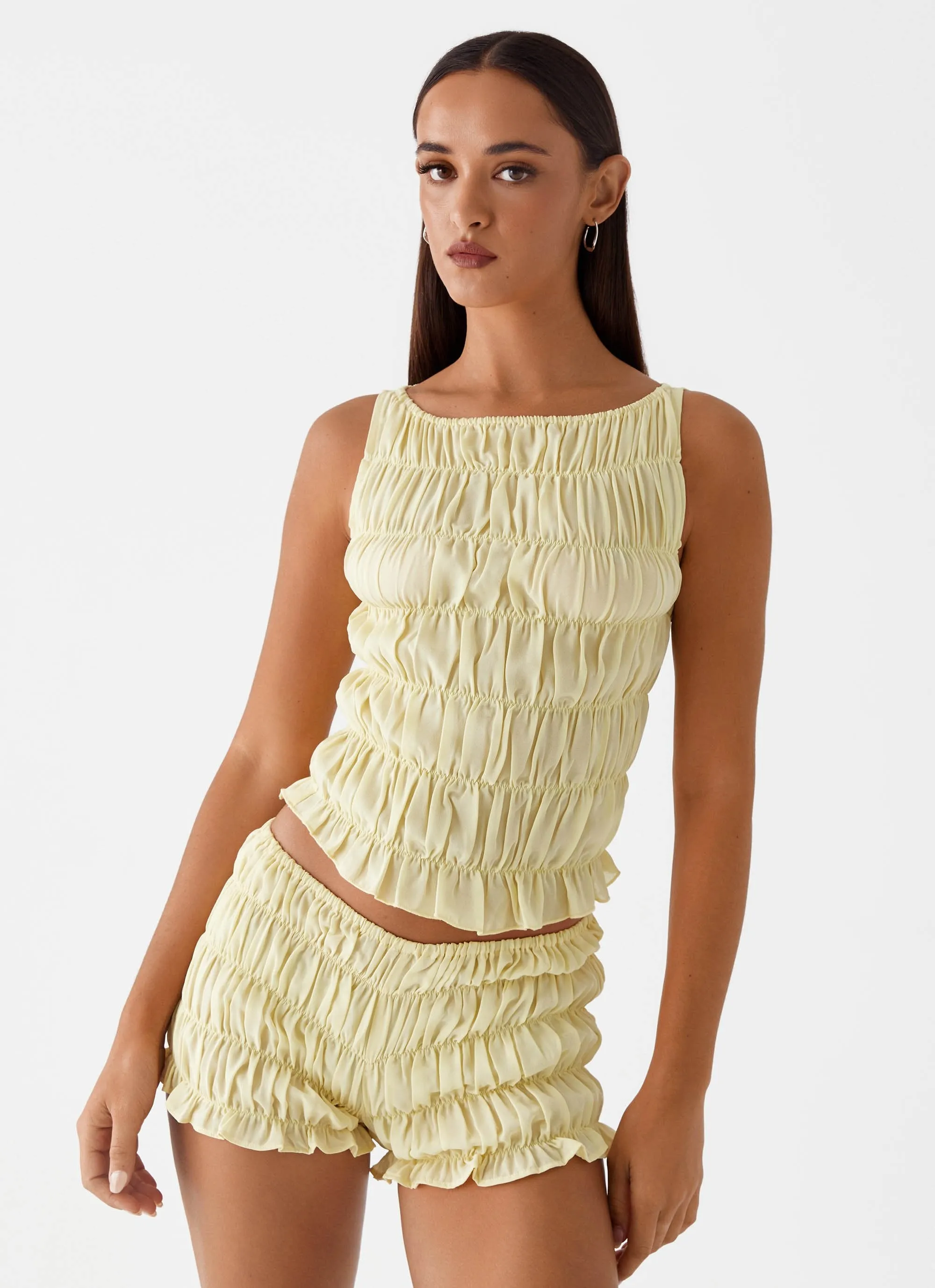 Breeze Flow Bold Patterns Girls Like Us Ruched Mini Shorts - Yellow