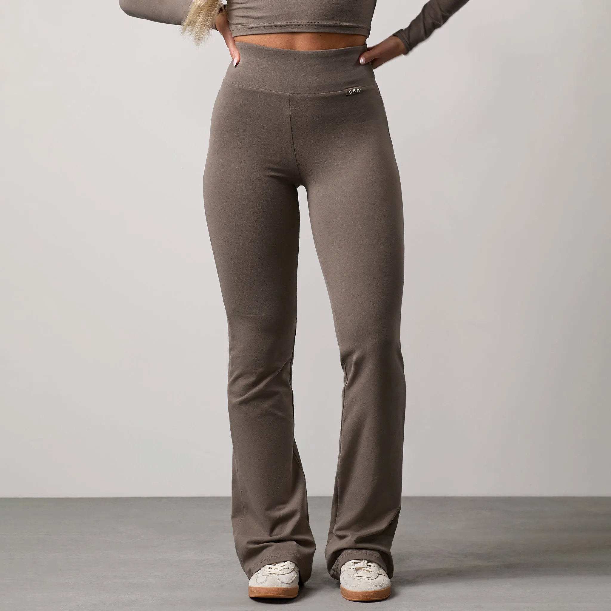 Quick Dry Weekend Trip Sleek Wearable Gym King Plush Flared Trousers - Deep Mink