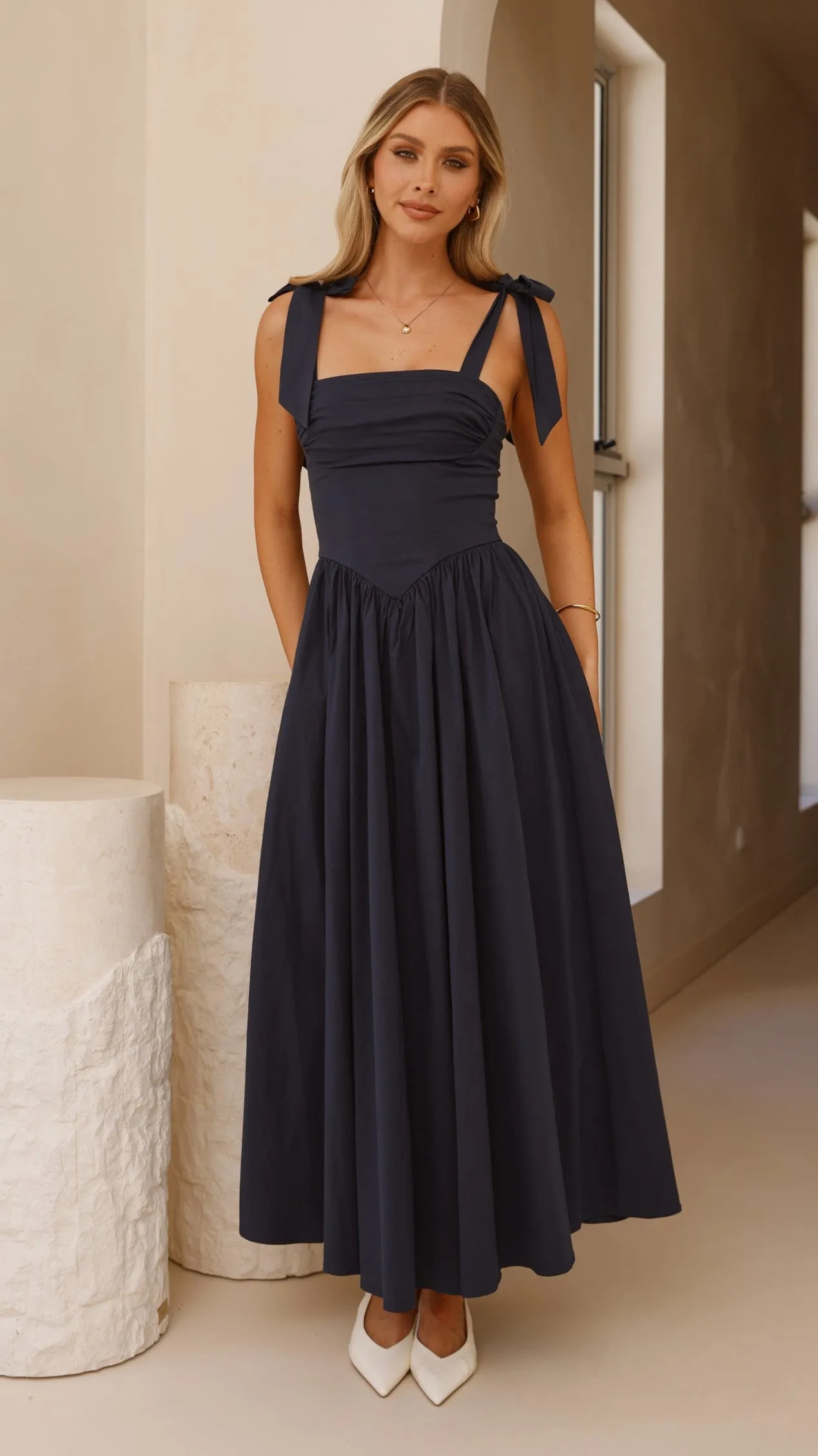 Haisley Maxi Dress - Navy Comfy Detail